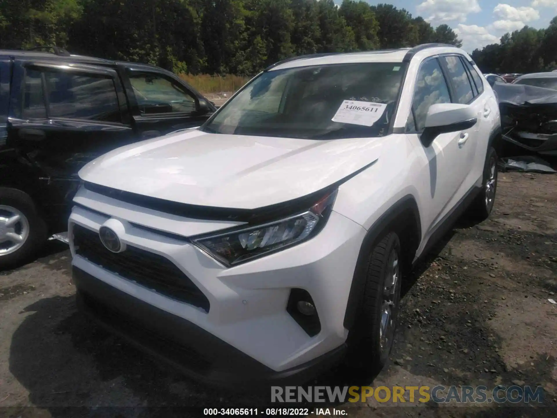 2 Photograph of a damaged car 2T3C1RFV3KC025847 TOYOTA RAV4 2019