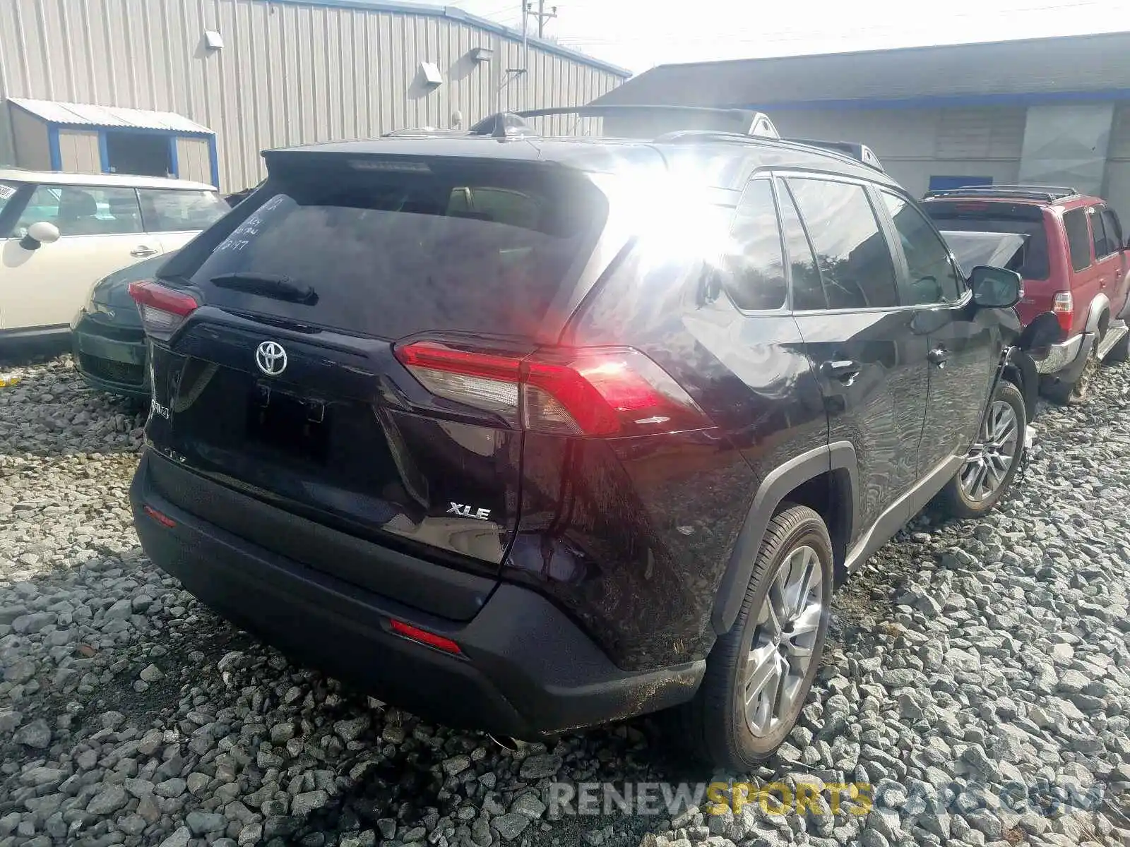 4 Photograph of a damaged car 2T3C1RFV3KC032197 TOYOTA RAV4 2019