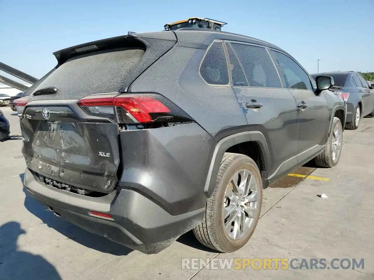 4 Фотография поврежденного автомобиля 2T3C1RFV3KC033009 TOYOTA RAV4 2019