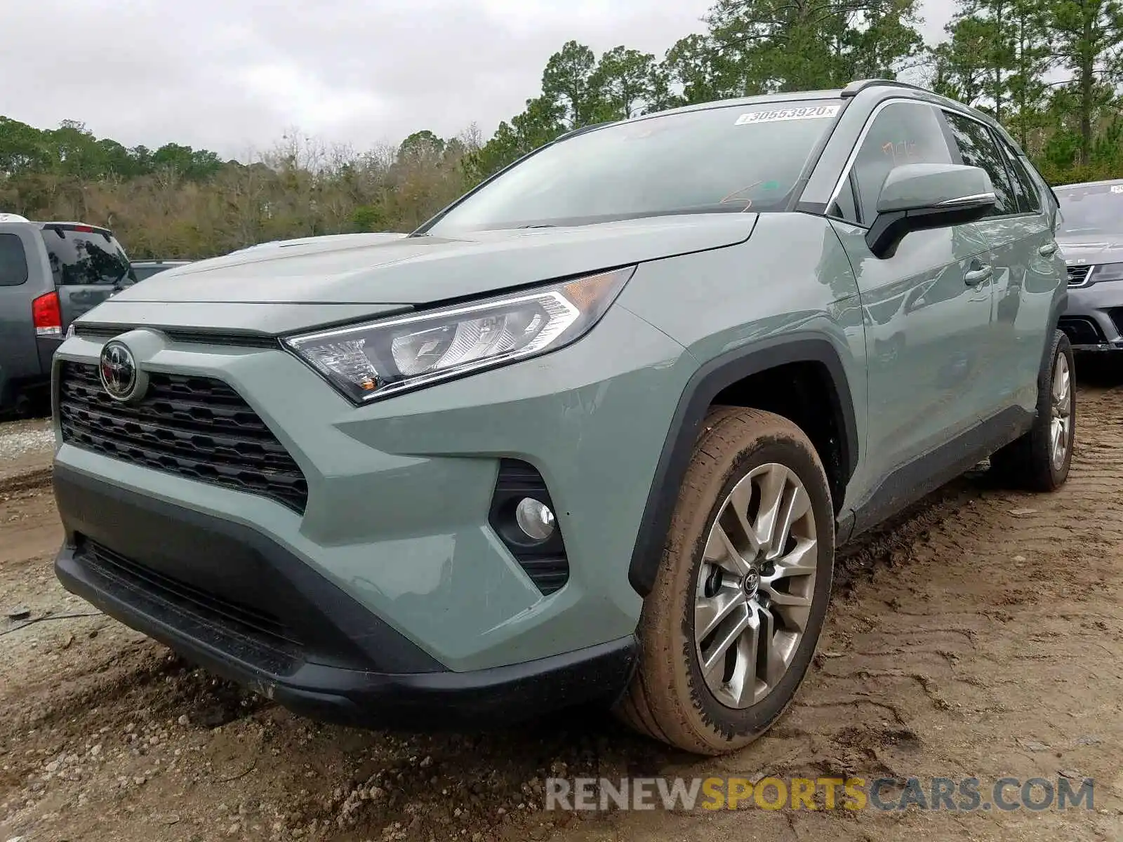 2 Photograph of a damaged car 2T3C1RFV3KW013177 TOYOTA RAV4 2019