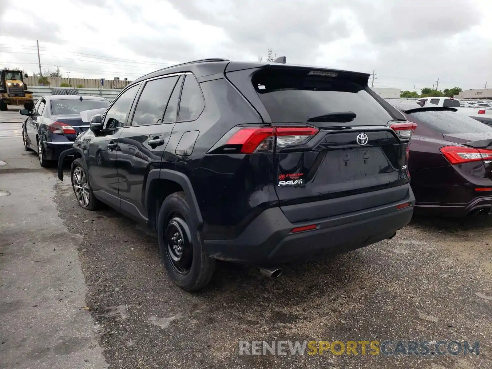 3 Photograph of a damaged car 2T3C1RFV3KW014068 TOYOTA RAV4 2019