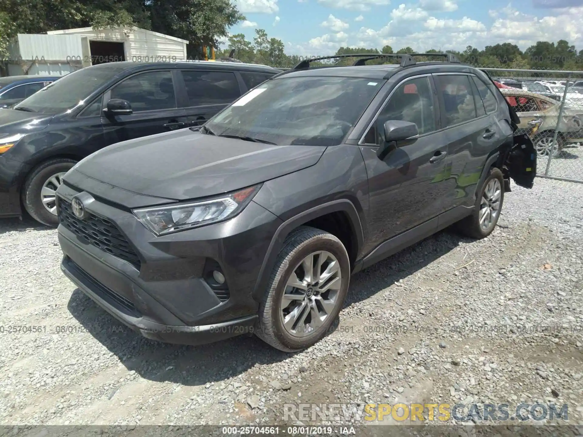 2 Фотография поврежденного автомобиля 2T3C1RFV3KW016564 TOYOTA RAV4 2019