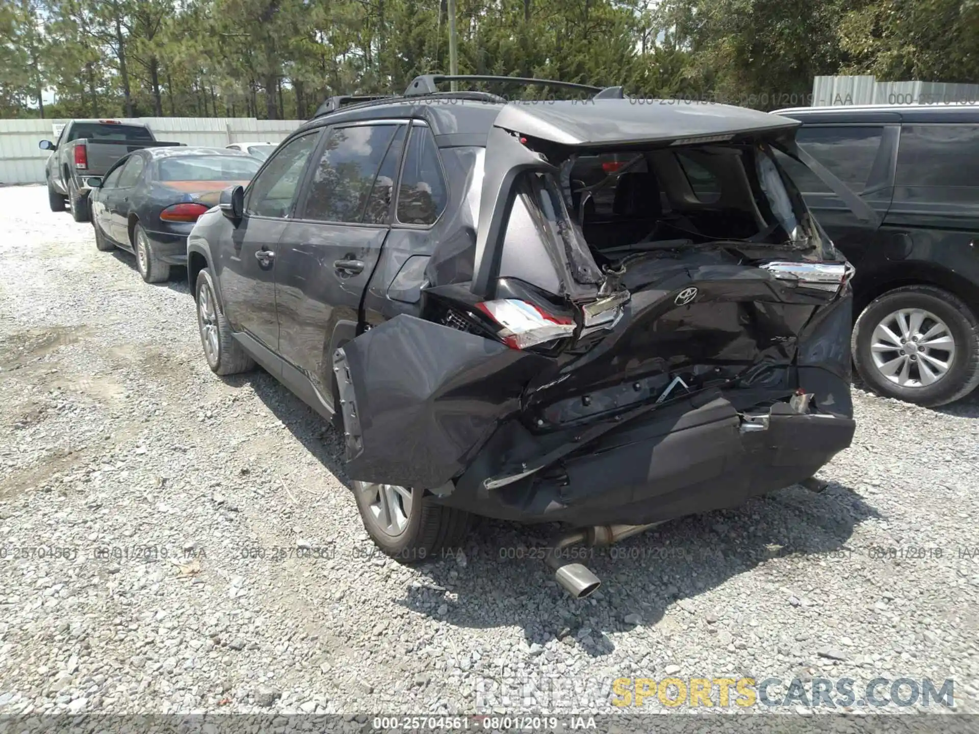 3 Photograph of a damaged car 2T3C1RFV3KW016564 TOYOTA RAV4 2019