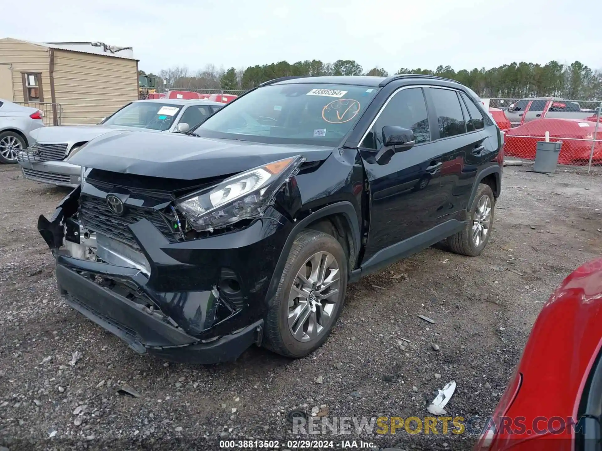 2 Photograph of a damaged car 2T3C1RFV3KW022798 TOYOTA RAV4 2019