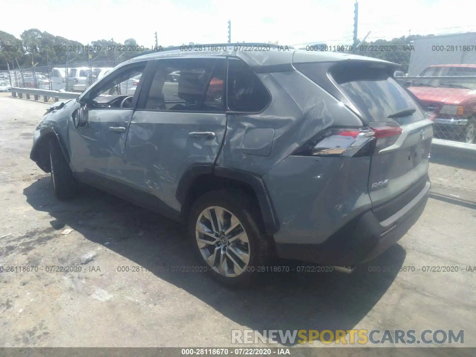 3 Photograph of a damaged car 2T3C1RFV3KW025152 TOYOTA RAV4 2019