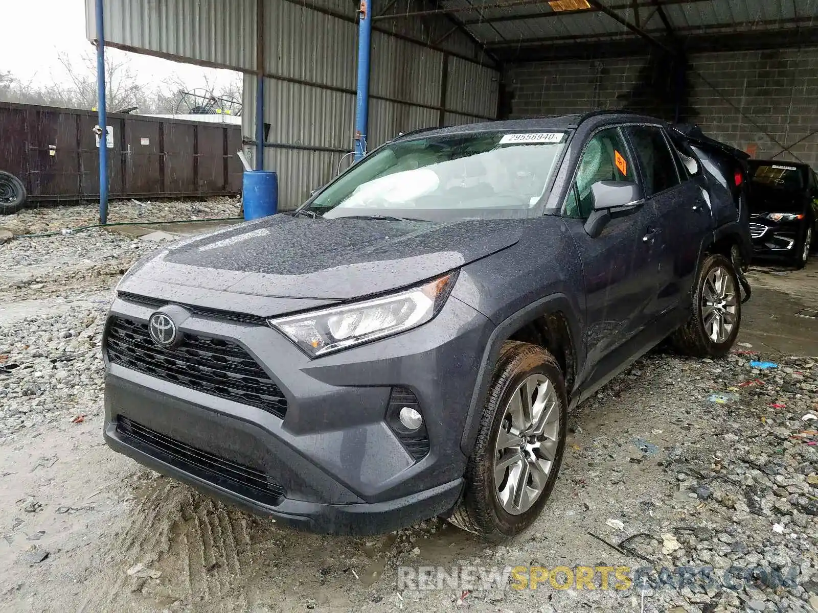 2 Фотография поврежденного автомобиля 2T3C1RFV3KW047412 TOYOTA RAV4 2019