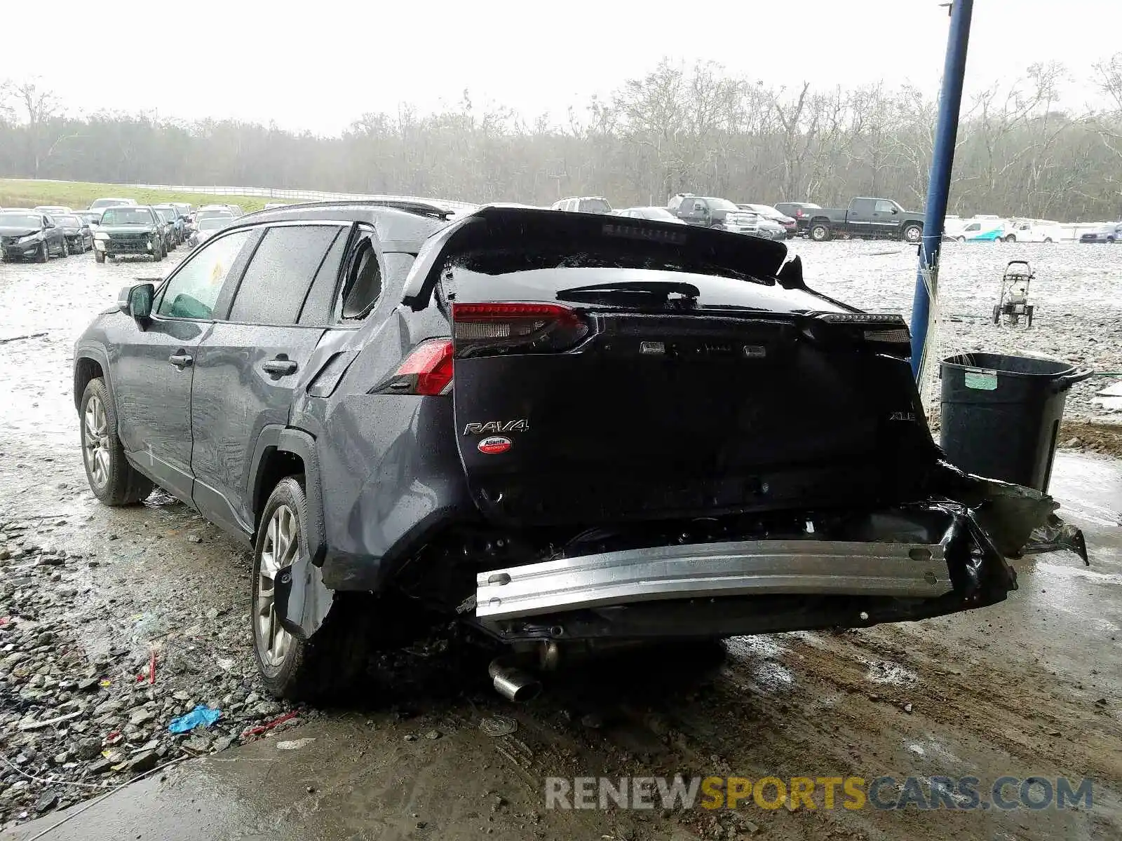 3 Photograph of a damaged car 2T3C1RFV3KW047412 TOYOTA RAV4 2019