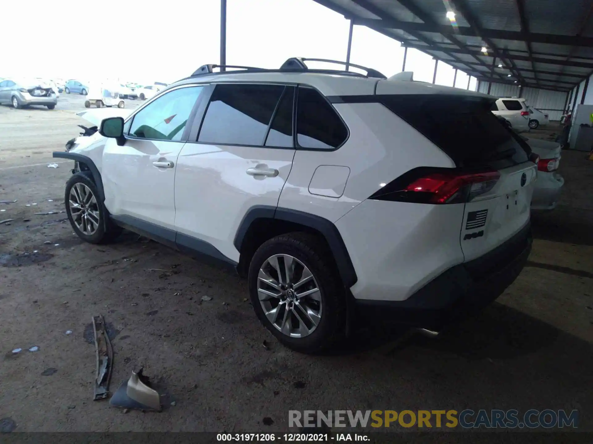 3 Photograph of a damaged car 2T3C1RFV4KC007003 TOYOTA RAV4 2019