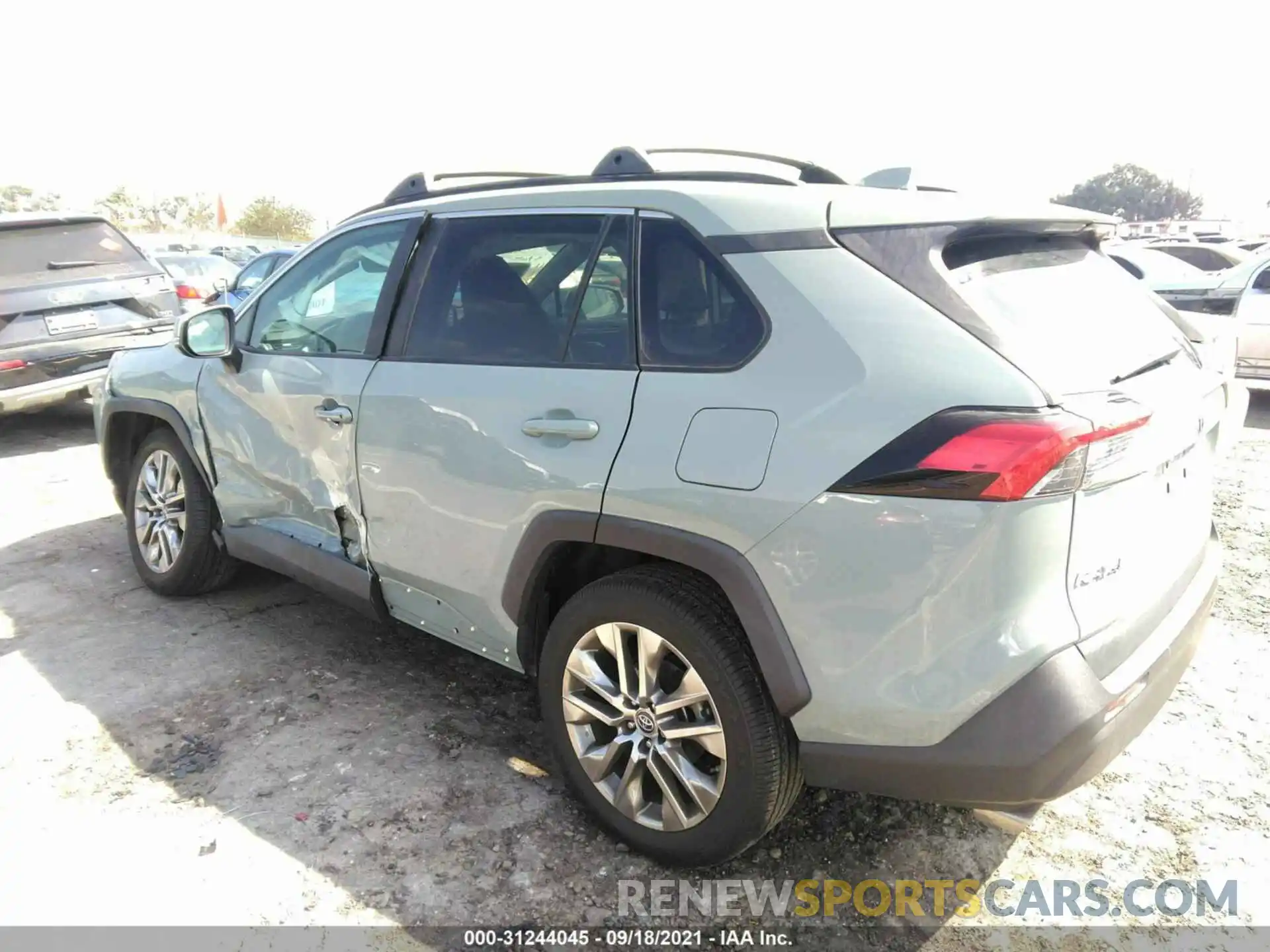 3 Photograph of a damaged car 2T3C1RFV4KC013044 TOYOTA RAV4 2019