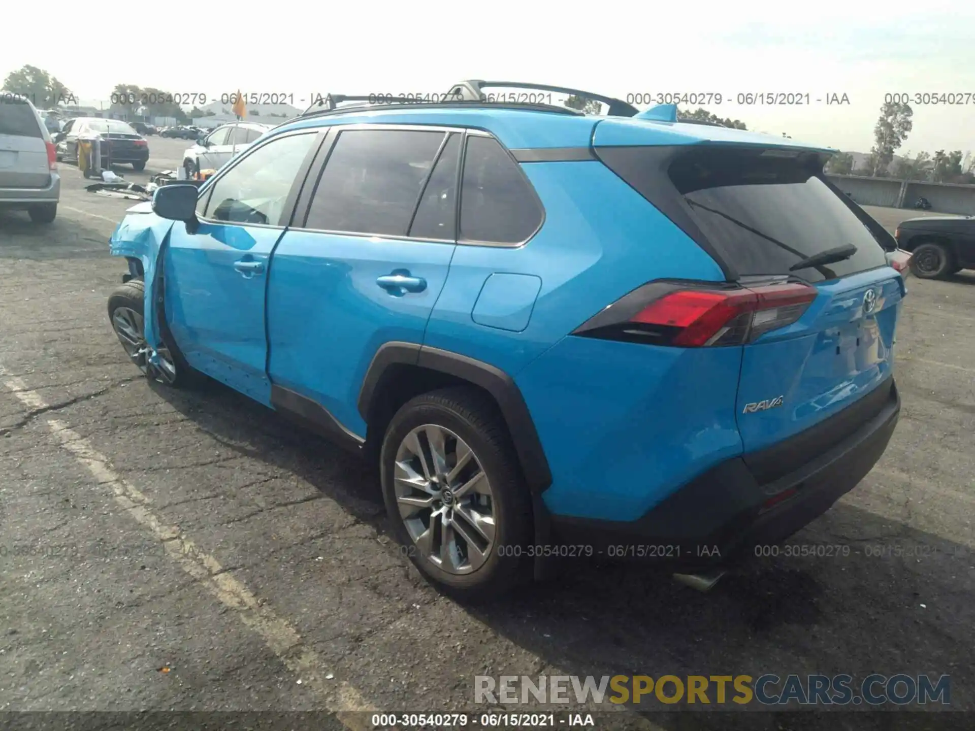 3 Photograph of a damaged car 2T3C1RFV4KC013383 TOYOTA RAV4 2019