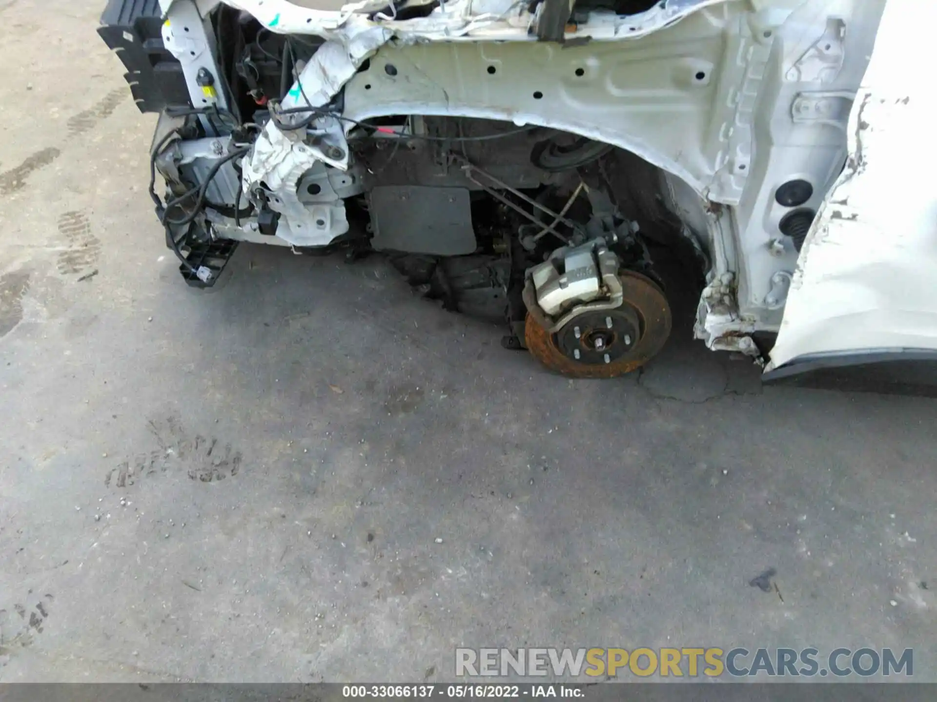 6 Photograph of a damaged car 2T3C1RFV4KC013951 TOYOTA RAV4 2019