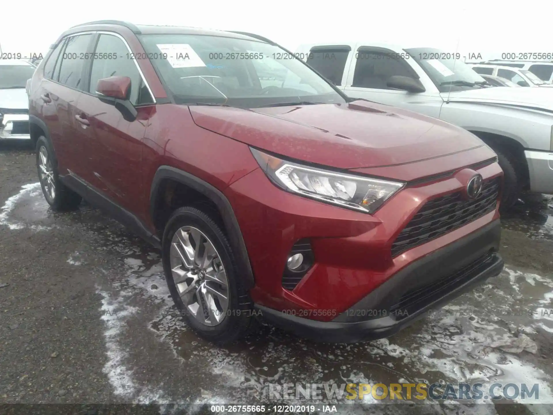 1 Фотография поврежденного автомобиля 2T3C1RFV4KC022049 TOYOTA RAV4 2019