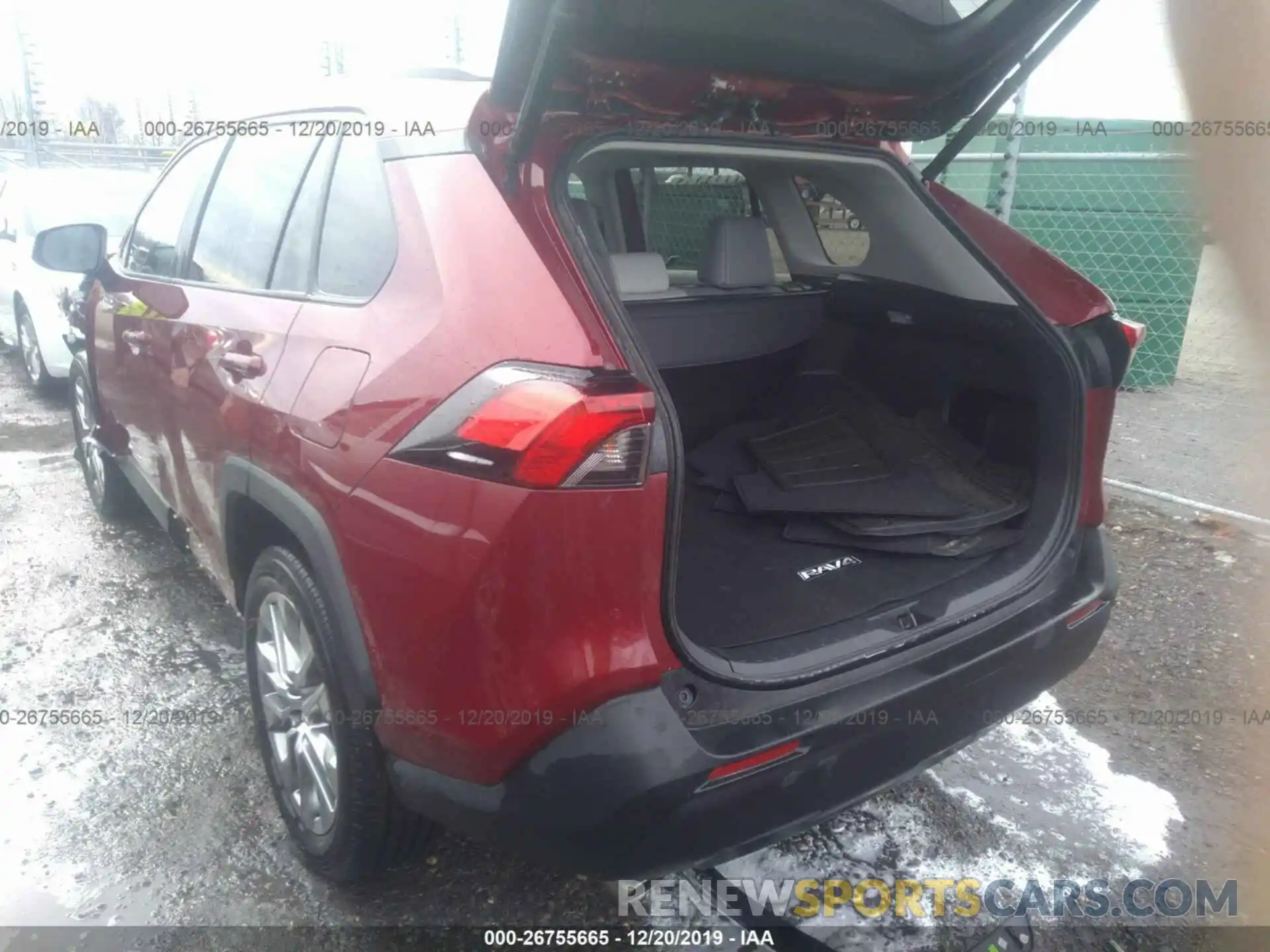 3 Фотография поврежденного автомобиля 2T3C1RFV4KC022049 TOYOTA RAV4 2019