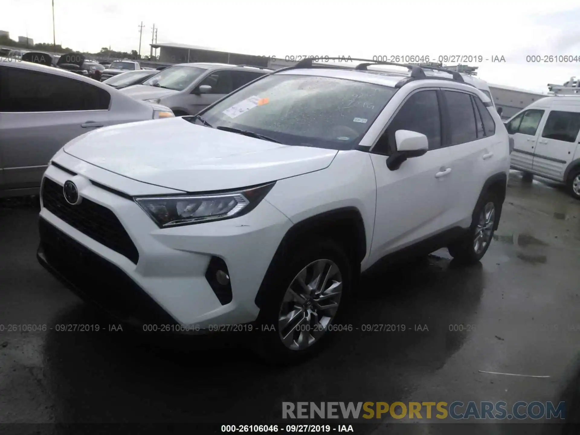 2 Photograph of a damaged car 2T3C1RFV4KW004990 TOYOTA RAV4 2019