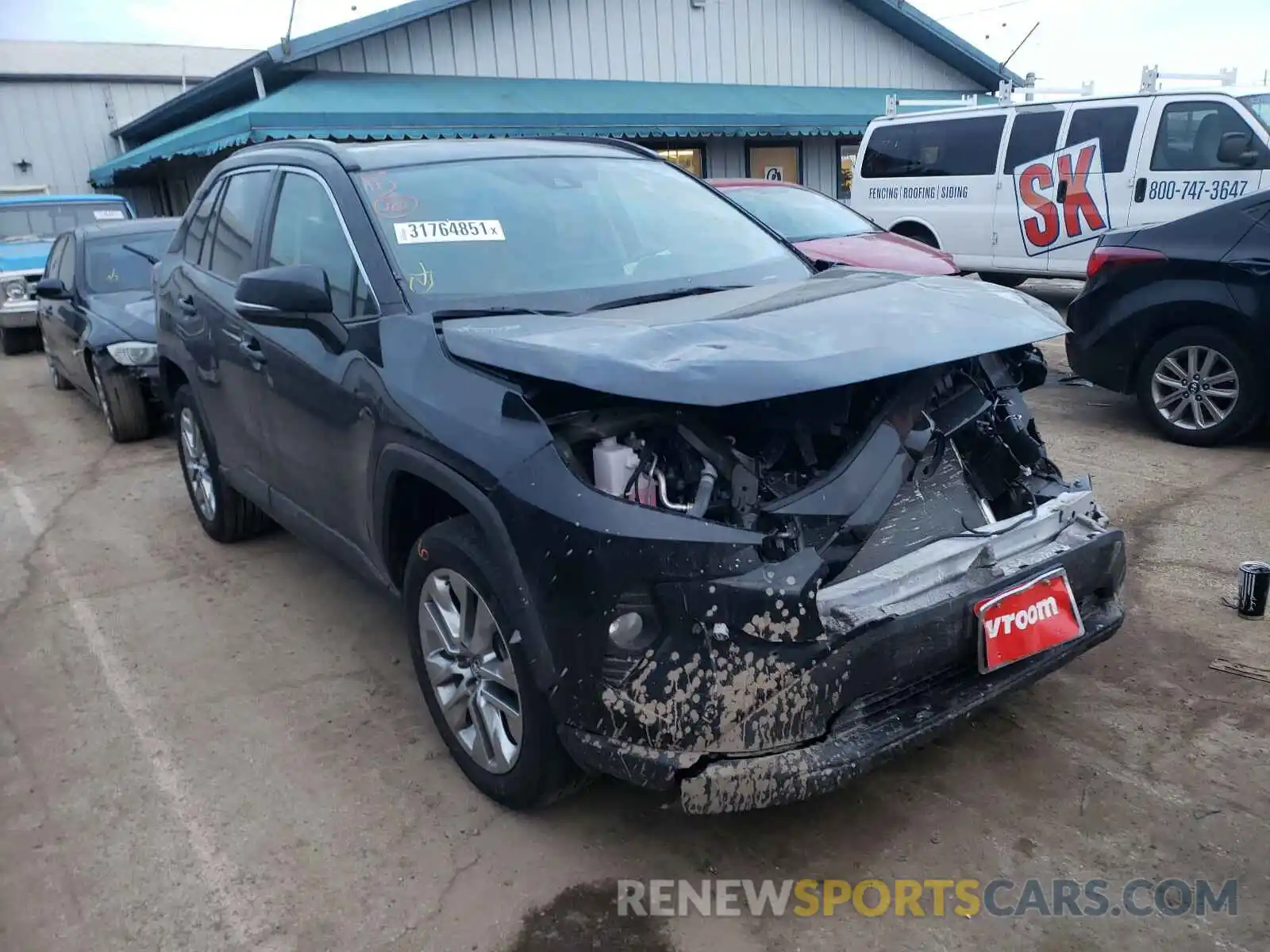 1 Photograph of a damaged car 2T3C1RFV4KW014094 TOYOTA RAV4 2019