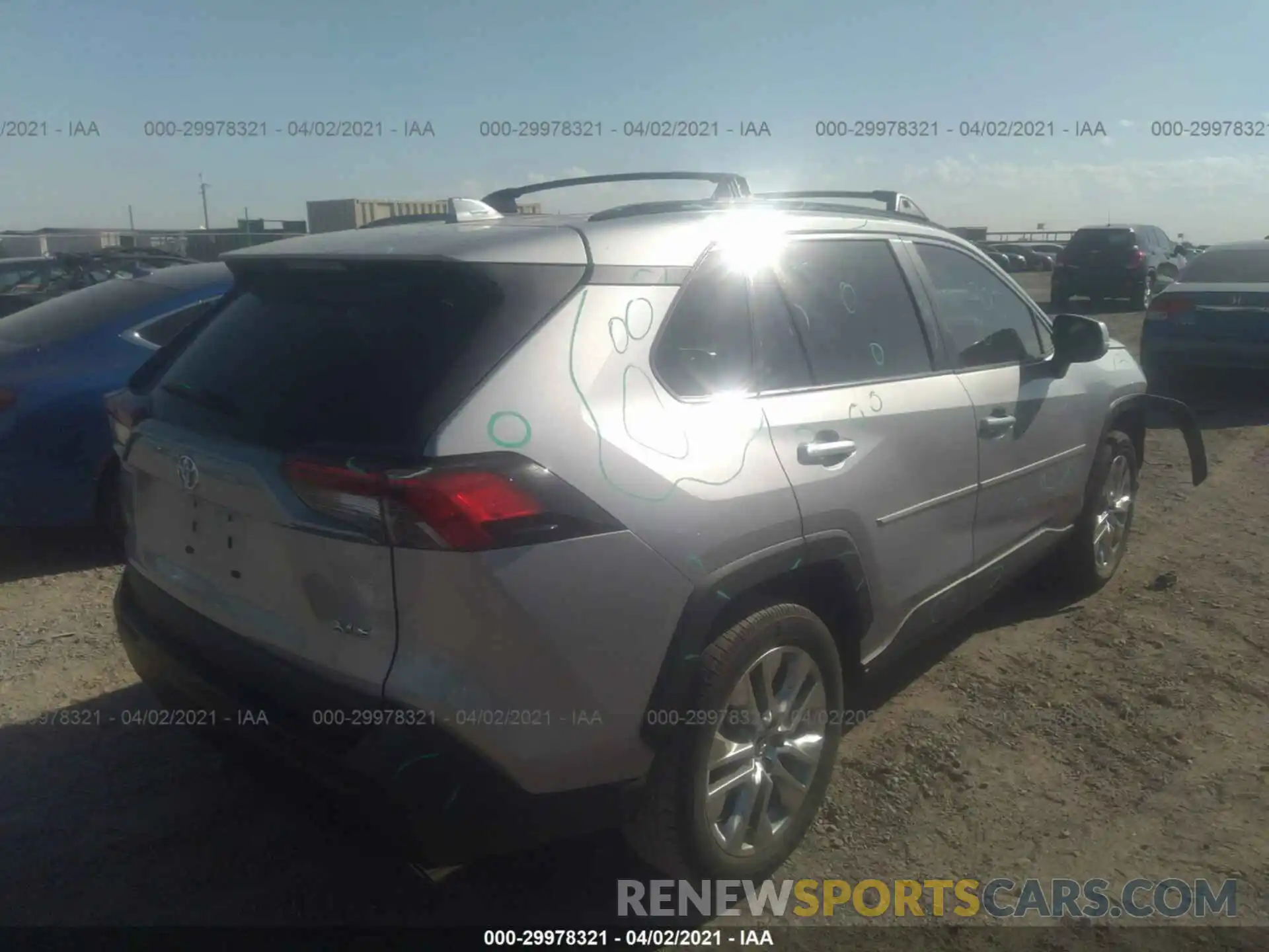 4 Фотография поврежденного автомобиля 2T3C1RFV4KW025709 TOYOTA RAV4 2019