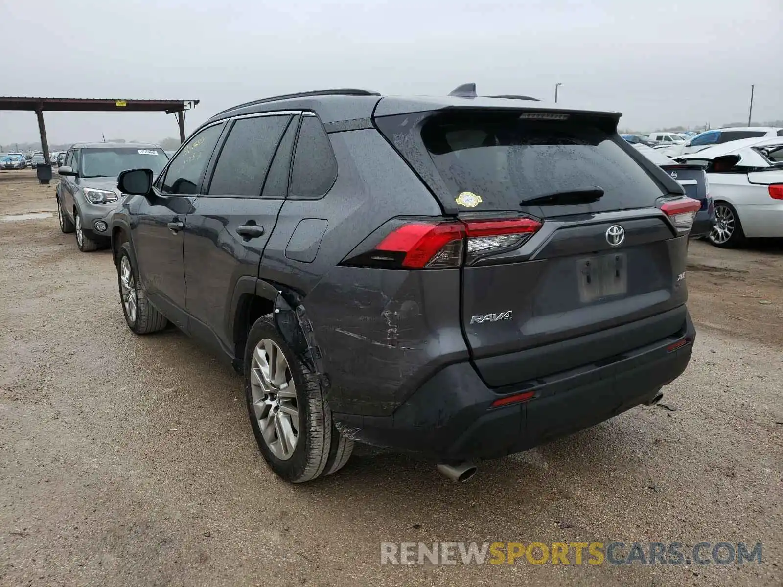 3 Photograph of a damaged car 2T3C1RFV5KC001615 TOYOTA RAV4 2019