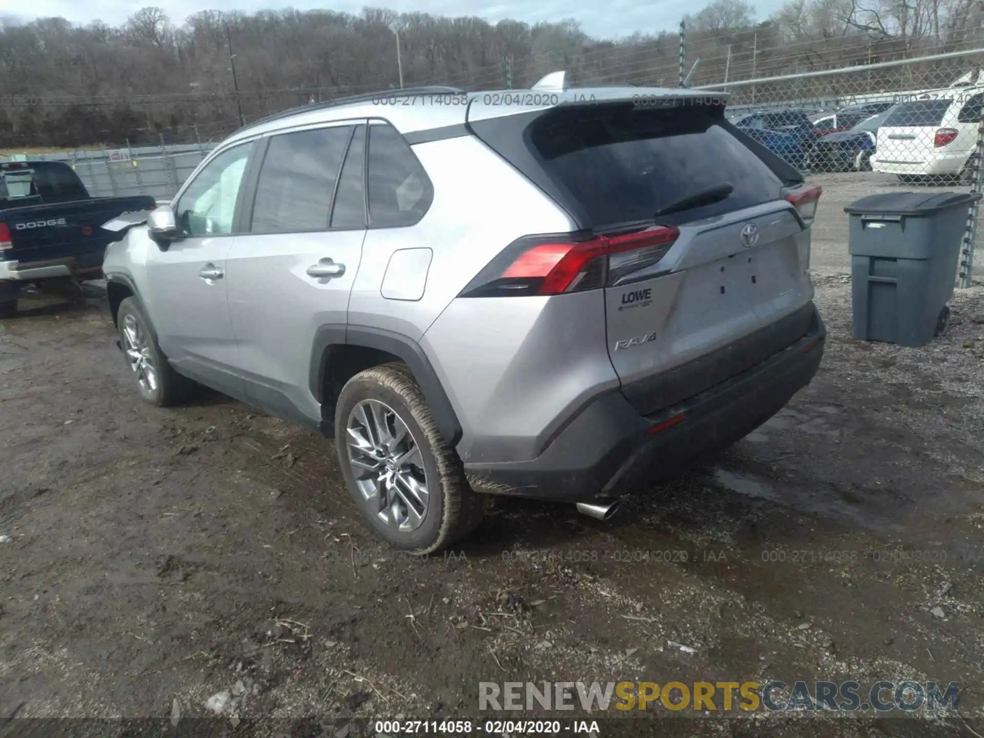 3 Photograph of a damaged car 2T3C1RFV5KC025641 TOYOTA RAV4 2019