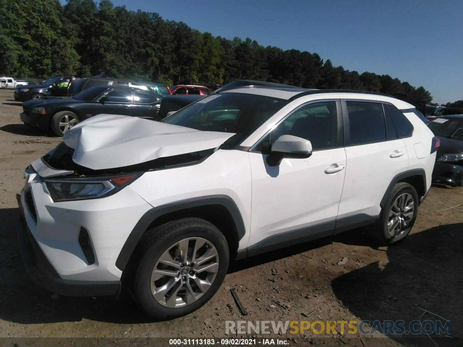 2 Фотография поврежденного автомобиля 2T3C1RFV5KW012399 TOYOTA RAV4 2019