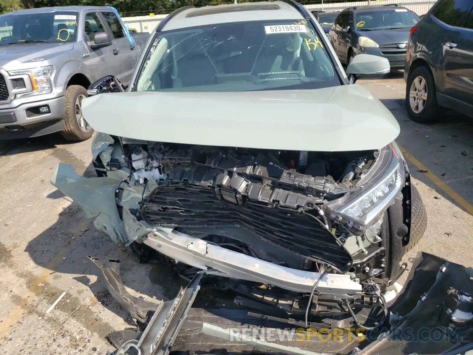 7 Photograph of a damaged car 2T3C1RFV5KW022995 TOYOTA RAV4 2019