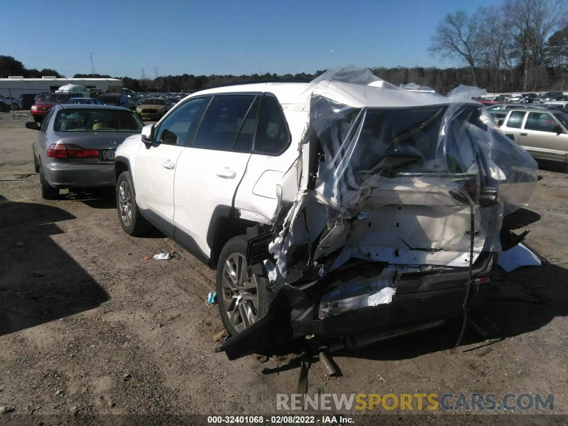 3 Photograph of a damaged car 2T3C1RFV5KW053230 TOYOTA RAV4 2019