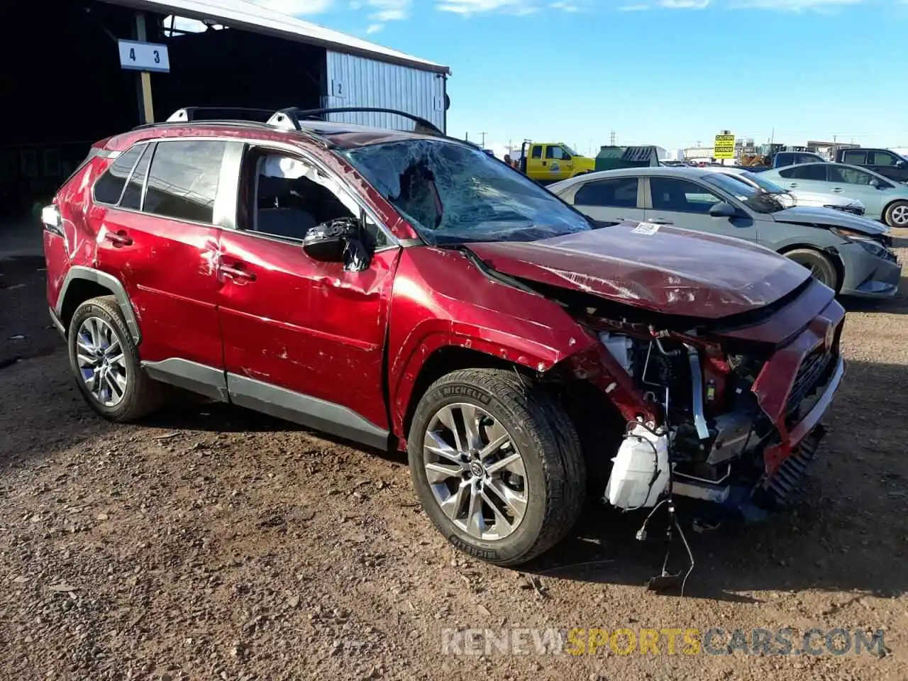 1 Photograph of a damaged car 2T3C1RFV5KW053423 TOYOTA RAV4 2019