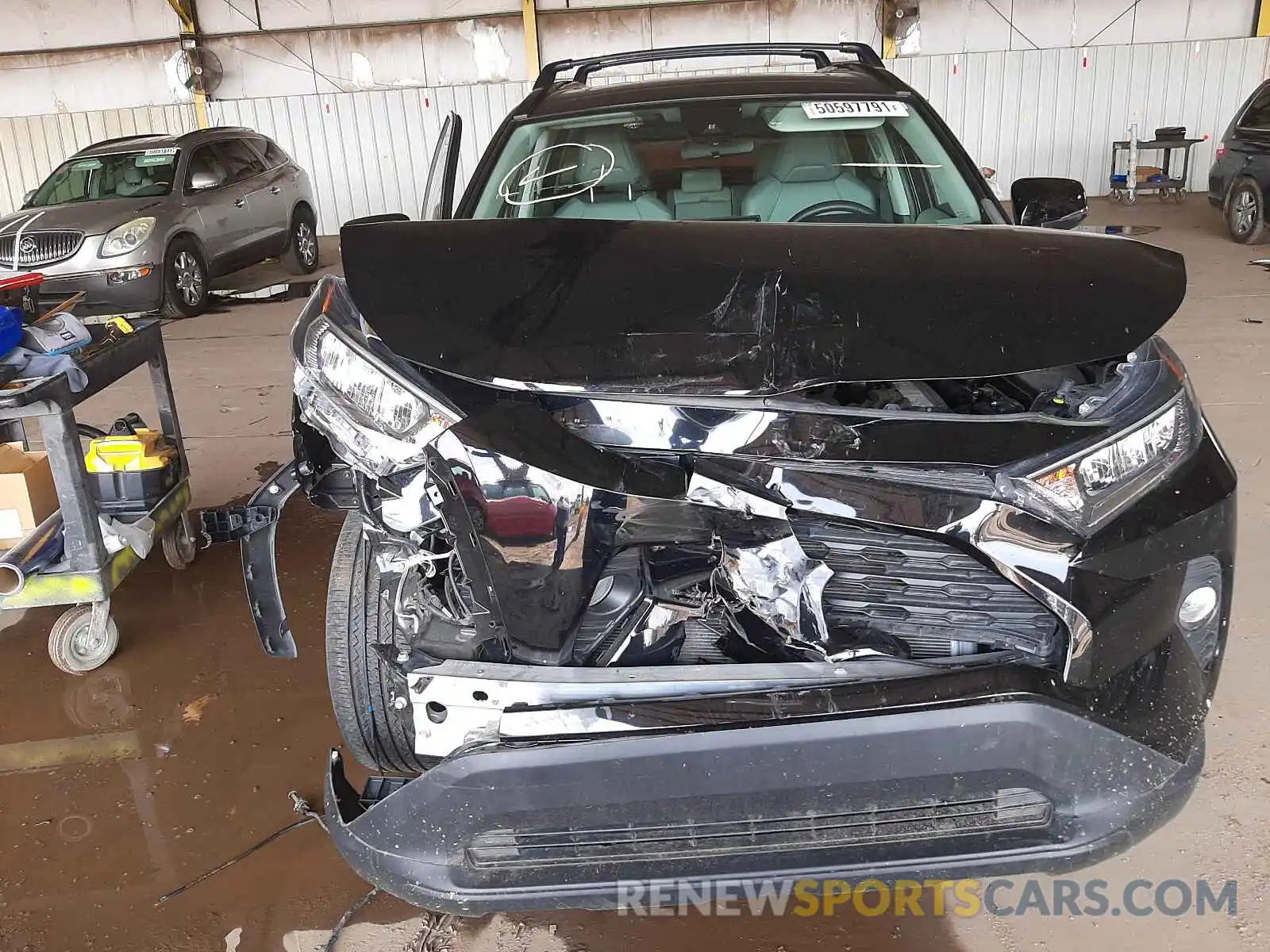 9 Photograph of a damaged car 2T3C1RFV6KC003552 TOYOTA RAV4 2019