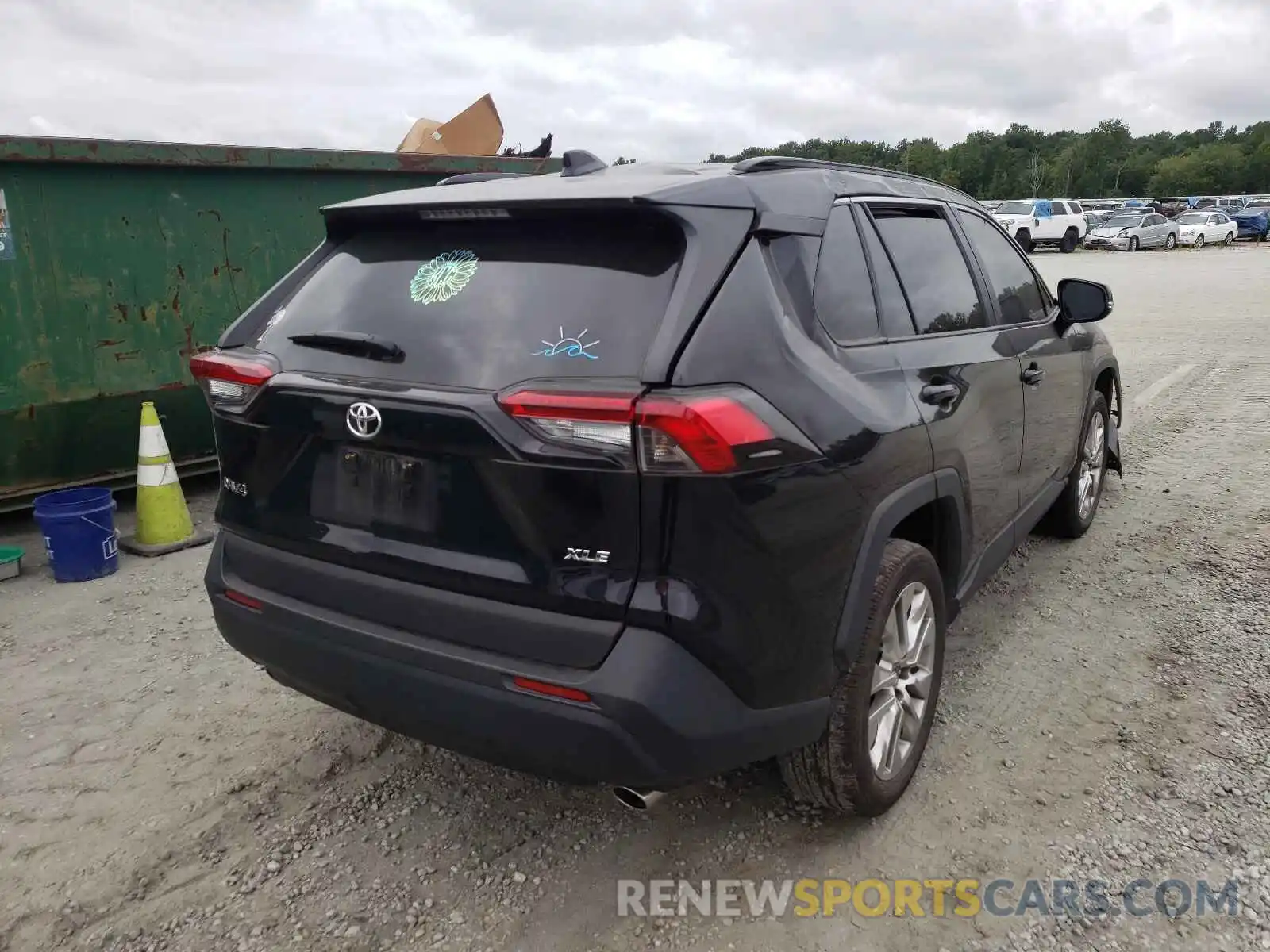 4 Фотография поврежденного автомобиля 2T3C1RFV6KC010257 TOYOTA RAV4 2019