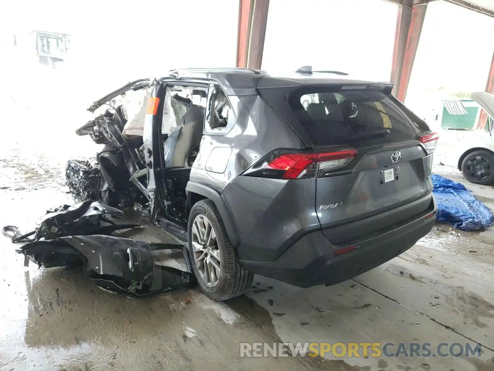 3 Photograph of a damaged car 2T3C1RFV6KC015054 TOYOTA RAV4 2019