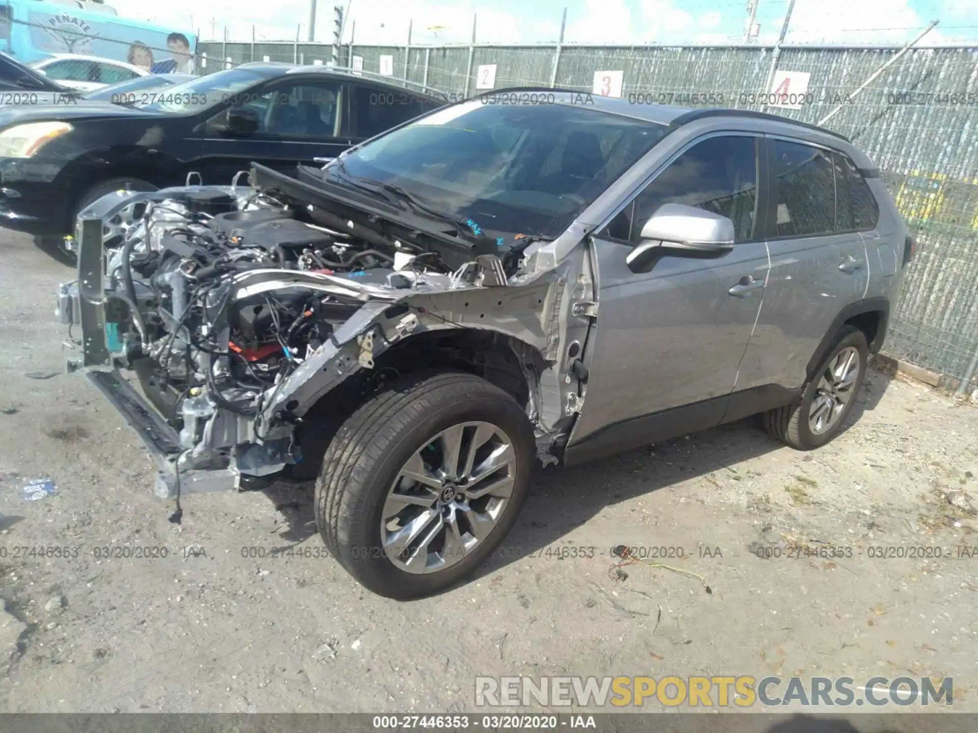 2 Фотография поврежденного автомобиля 2T3C1RFV6KC016432 TOYOTA RAV4 2019