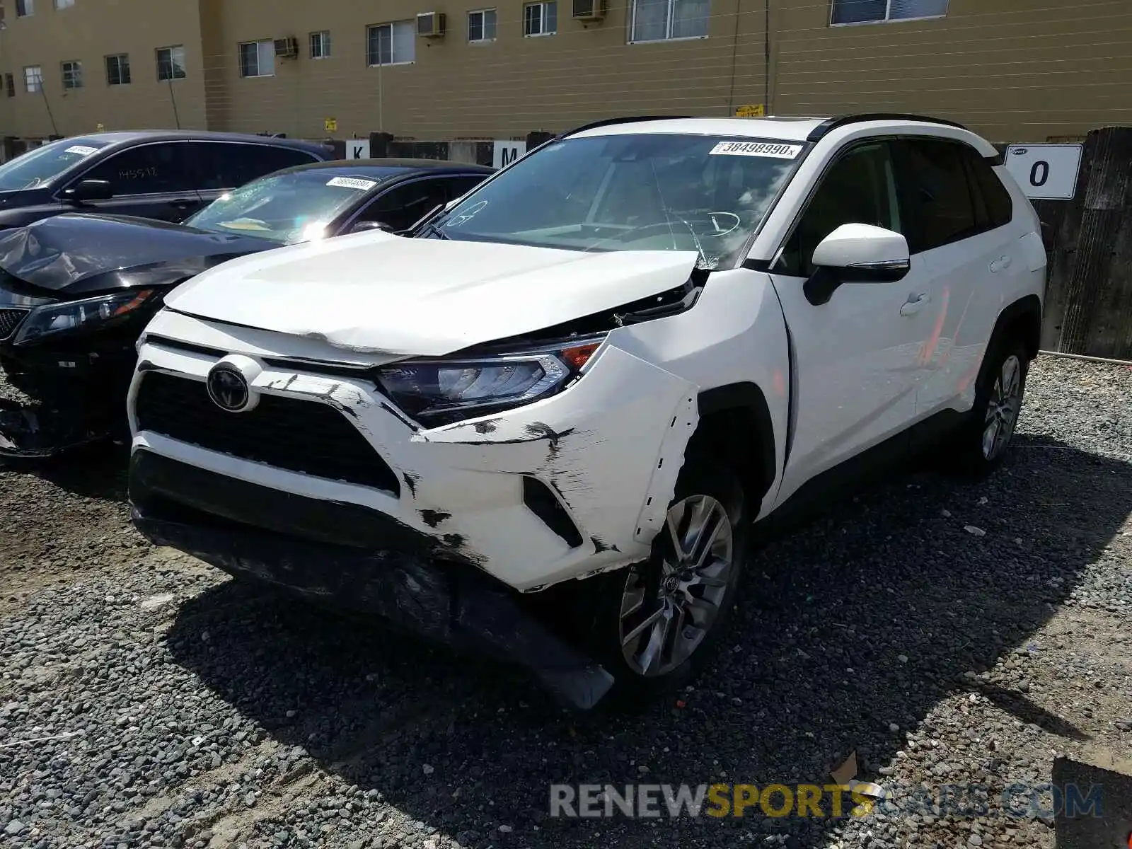 2 Photograph of a damaged car 2T3C1RFV6KW001413 TOYOTA RAV4 2019