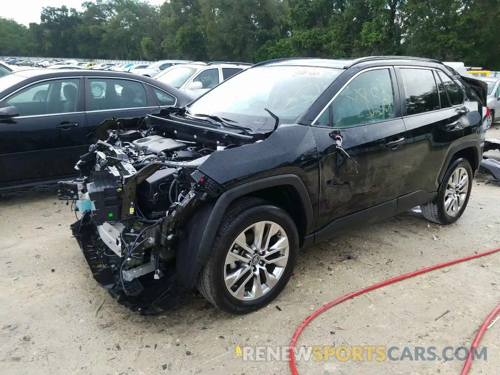 2 Photograph of a damaged car 2T3C1RFV6KW009821 TOYOTA RAV4 2019