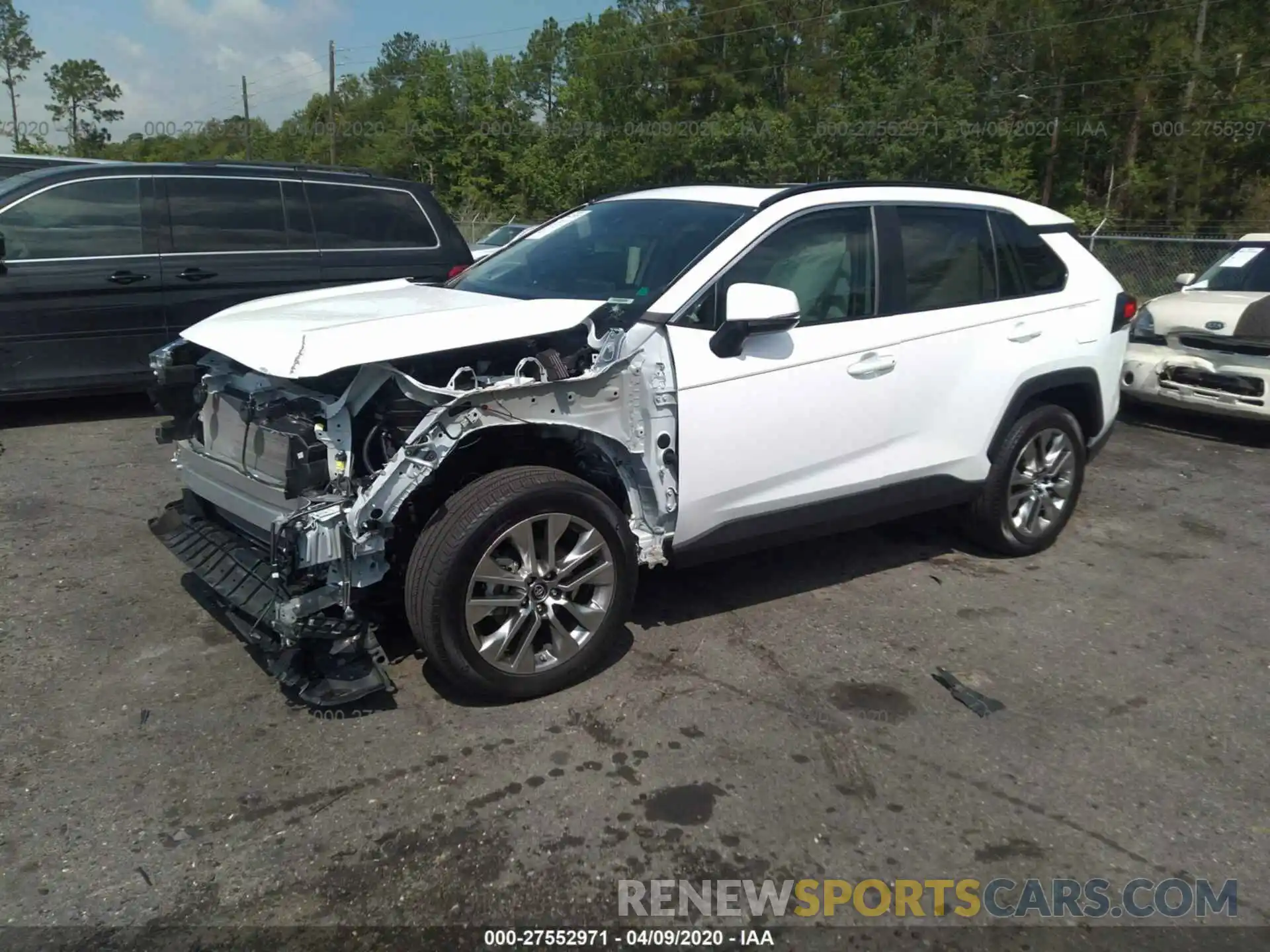 2 Photograph of a damaged car 2T3C1RFV6KW014680 TOYOTA RAV4 2019