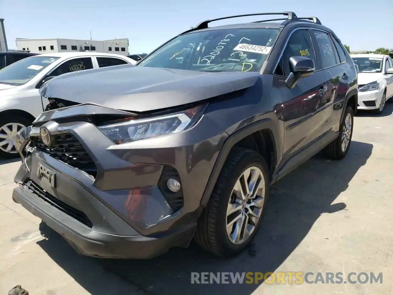 2 Photograph of a damaged car 2T3C1RFV6KW040468 TOYOTA RAV4 2019