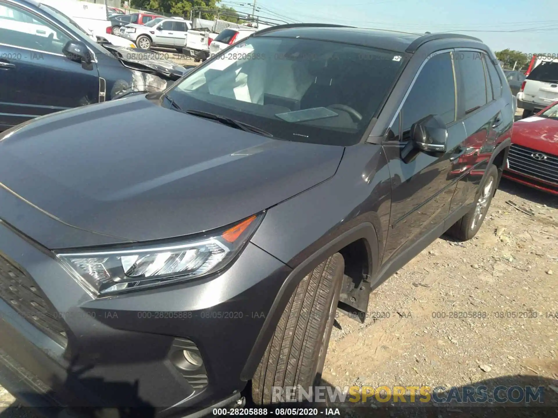 2 Photograph of a damaged car 2T3C1RFV6KW052667 TOYOTA RAV4 2019