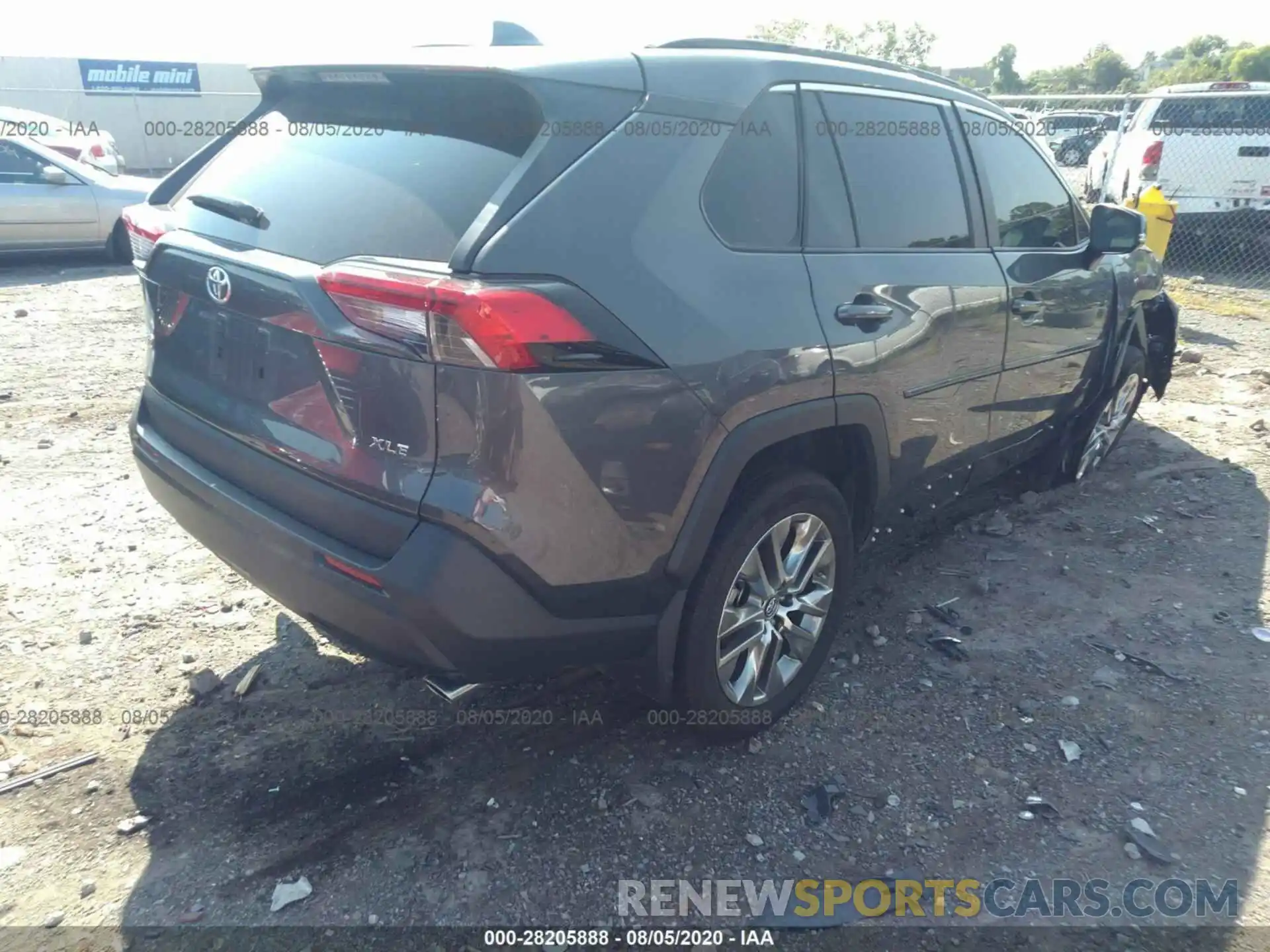 4 Photograph of a damaged car 2T3C1RFV6KW052667 TOYOTA RAV4 2019