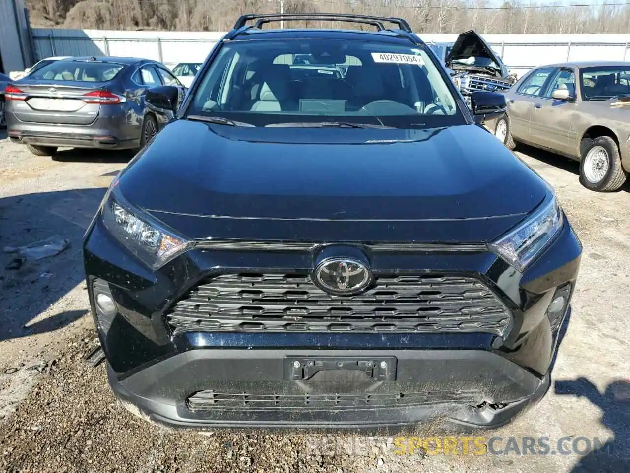 5 Photograph of a damaged car 2T3C1RFV6KW053074 TOYOTA RAV4 2019