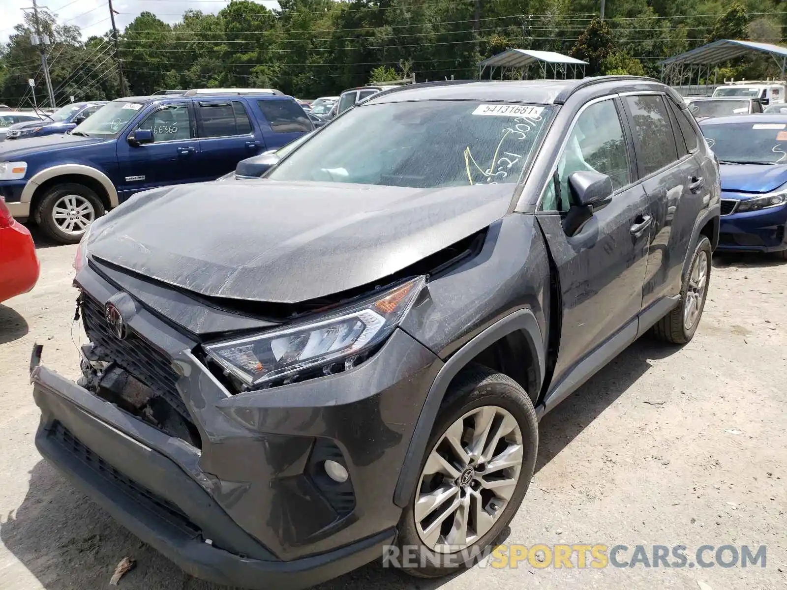 2 Фотография поврежденного автомобиля 2T3C1RFV7KW013070 TOYOTA RAV4 2019