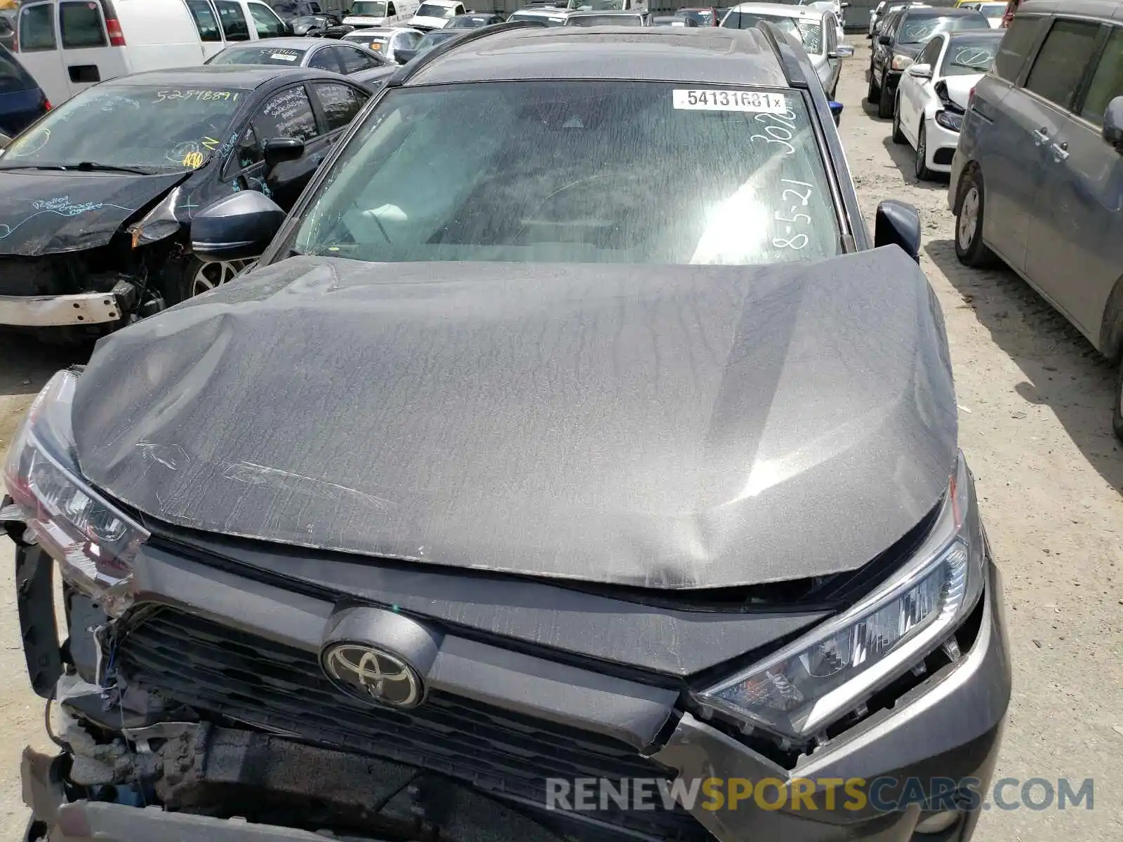 7 Photograph of a damaged car 2T3C1RFV7KW013070 TOYOTA RAV4 2019