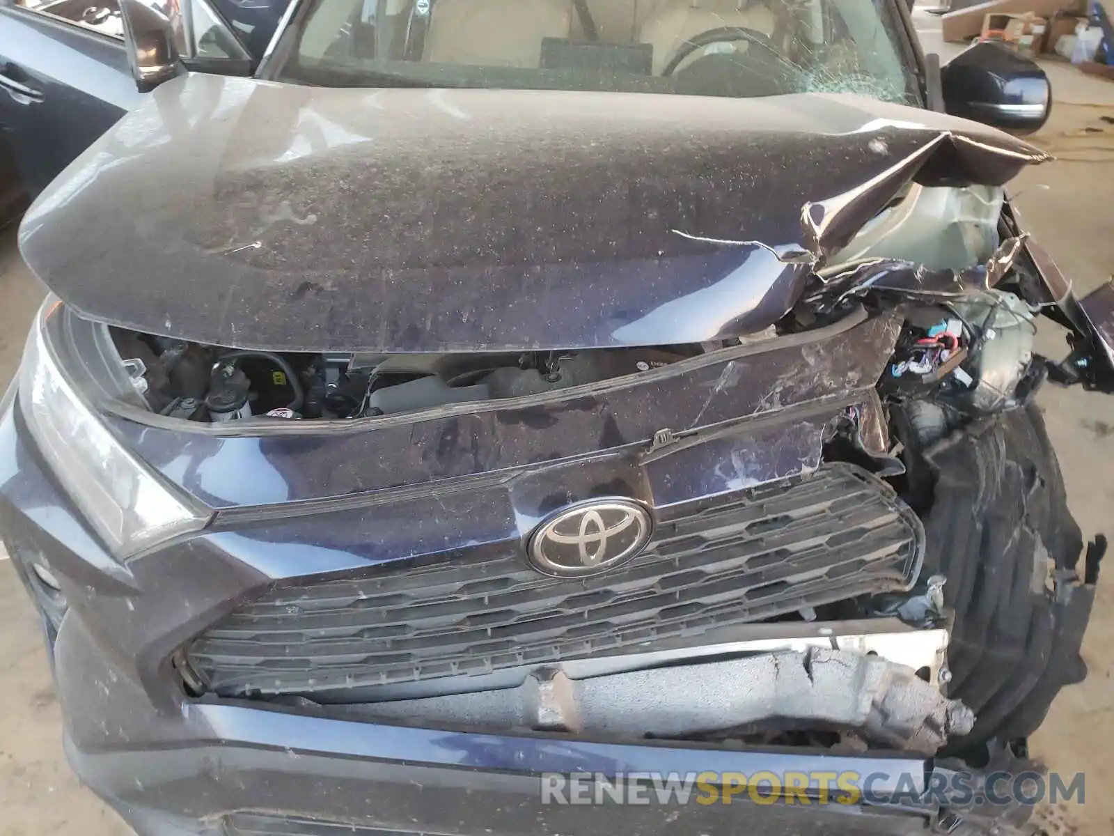 7 Photograph of a damaged car 2T3C1RFV7KW023176 TOYOTA RAV4 2019