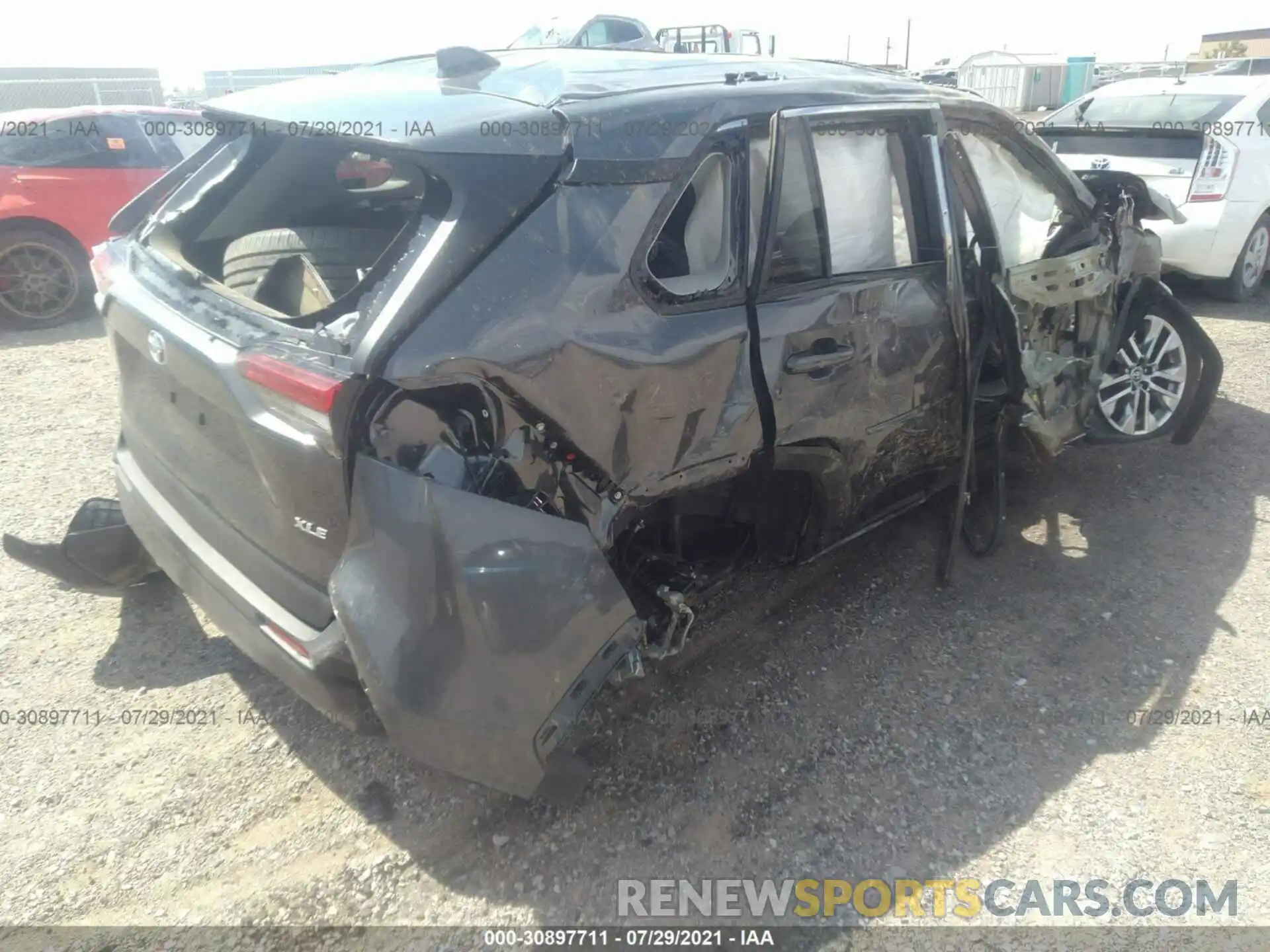 4 Photograph of a damaged car 2T3C1RFV8KC002273 TOYOTA RAV4 2019