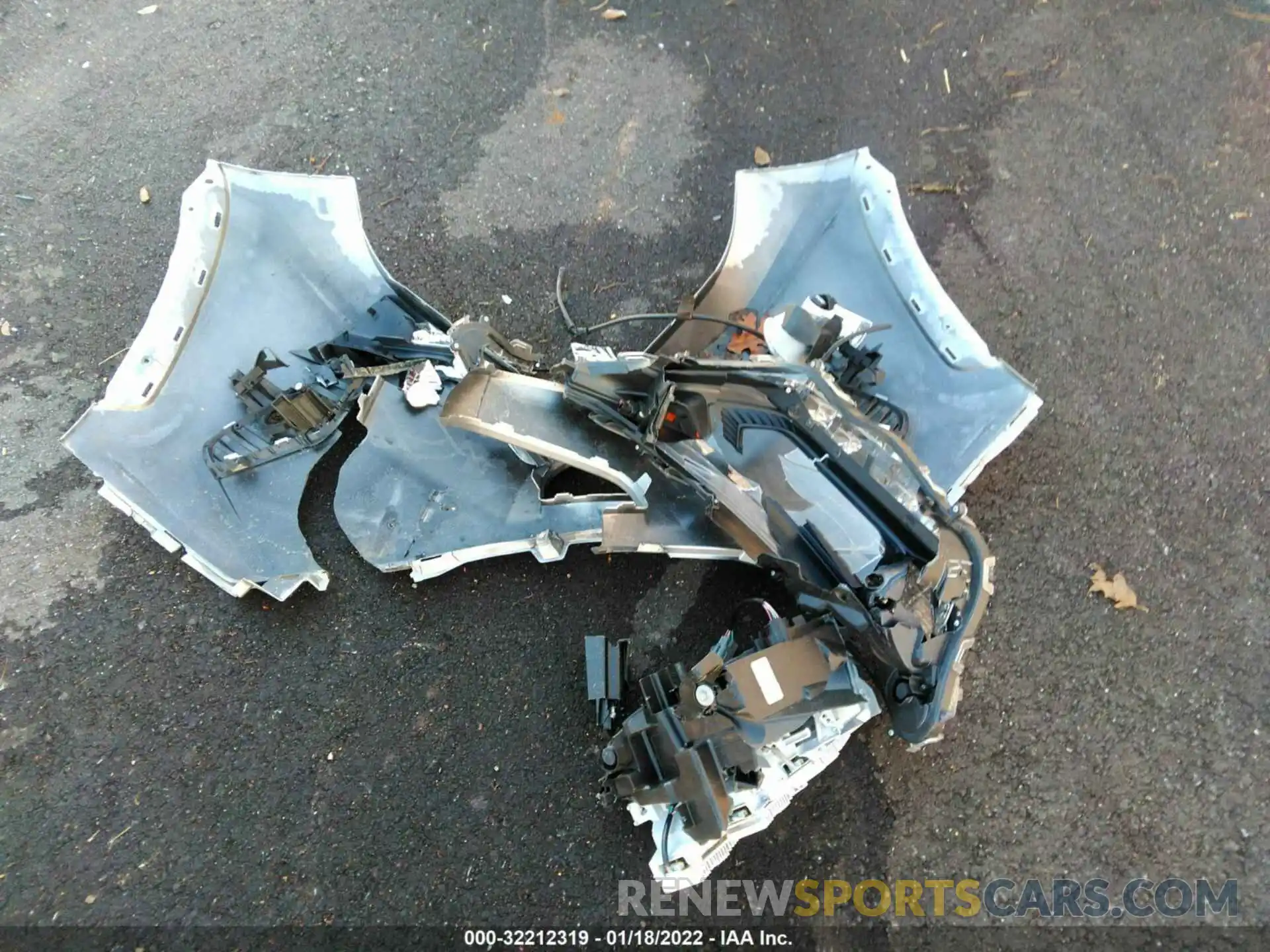 12 Photograph of a damaged car 2T3C1RFV8KC027108 TOYOTA RAV4 2019