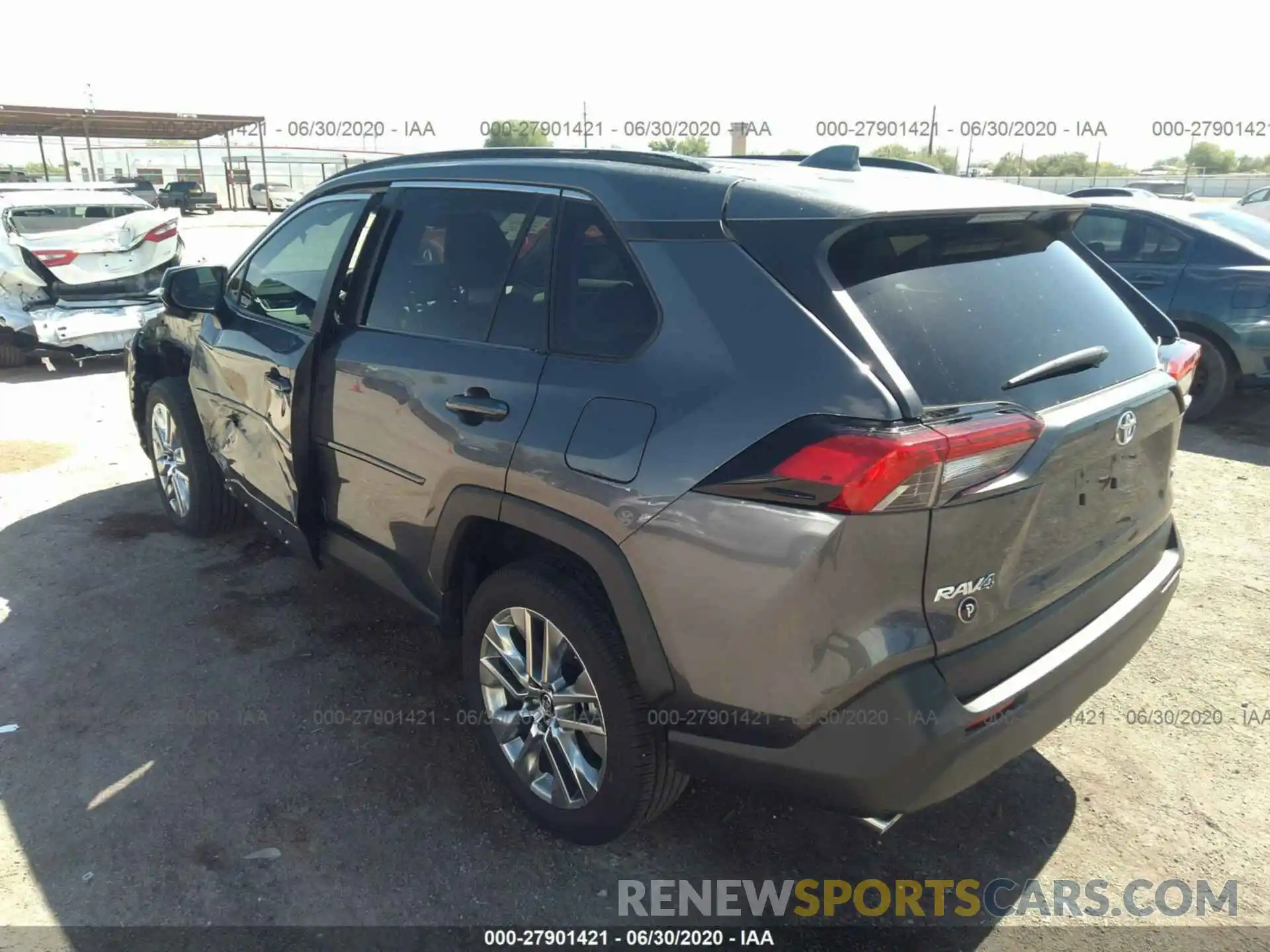 3 Photograph of a damaged car 2T3C1RFV8KC030882 TOYOTA RAV4 2019