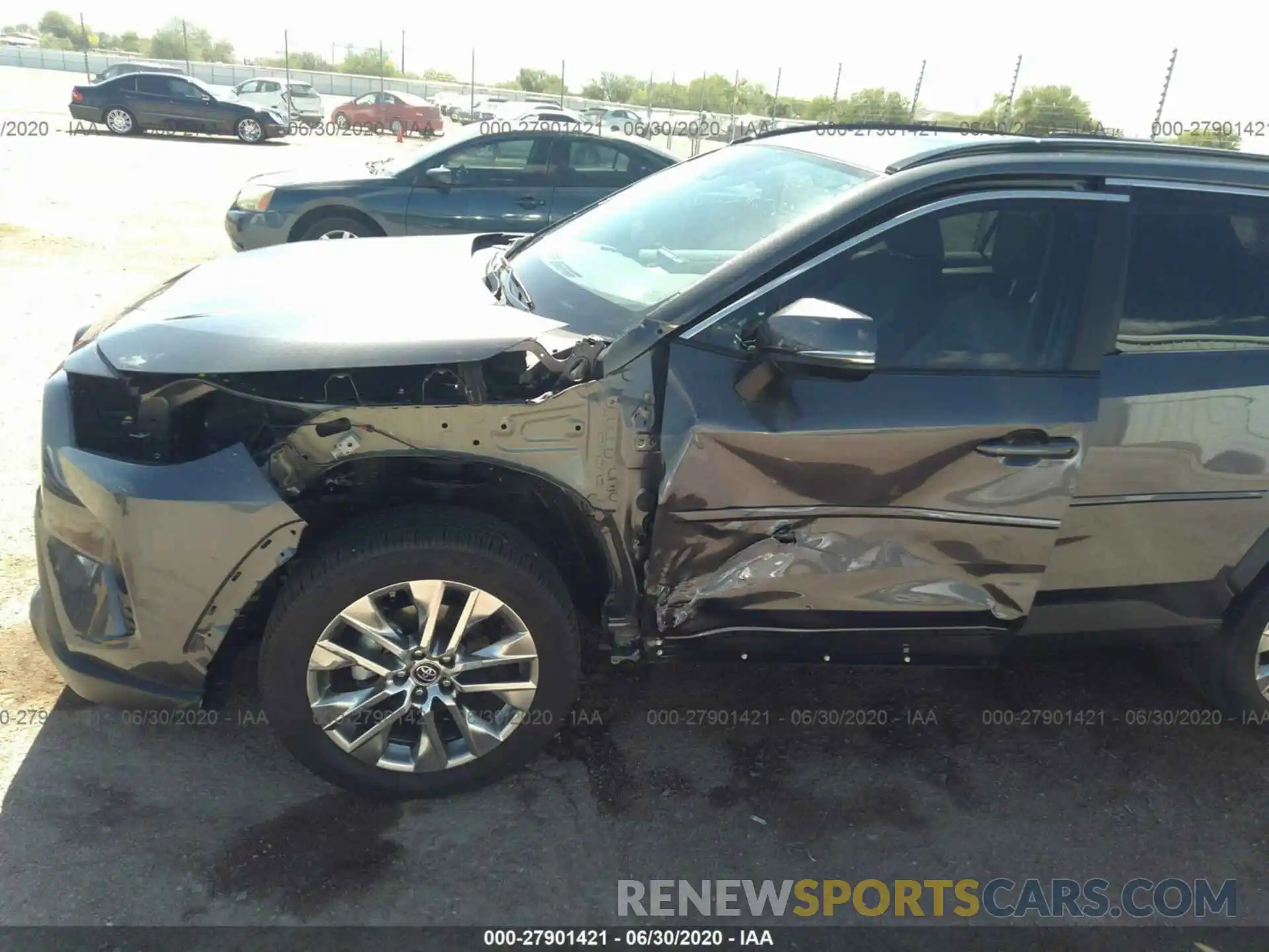 6 Photograph of a damaged car 2T3C1RFV8KC030882 TOYOTA RAV4 2019