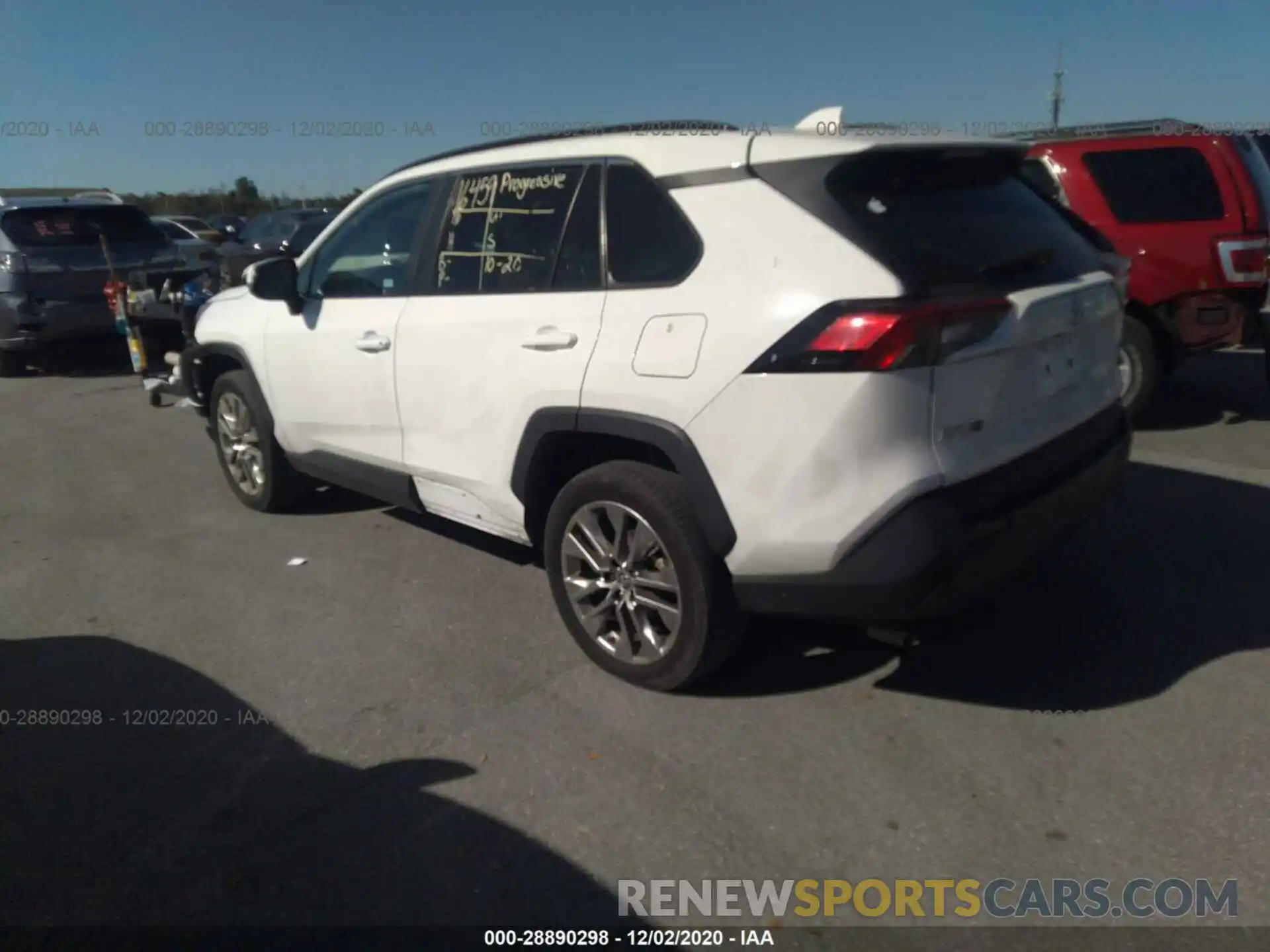 3 Photograph of a damaged car 2T3C1RFV8KW023560 TOYOTA RAV4 2019