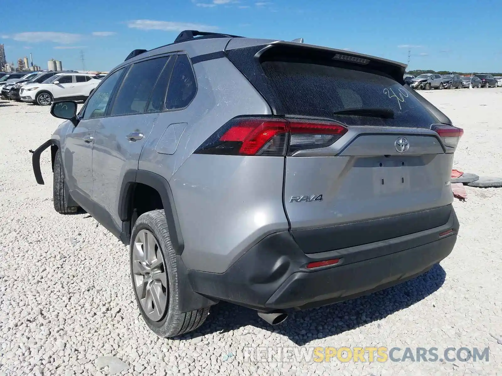 3 Photograph of a damaged car 2T3C1RFV8KW023784 TOYOTA RAV4 2019