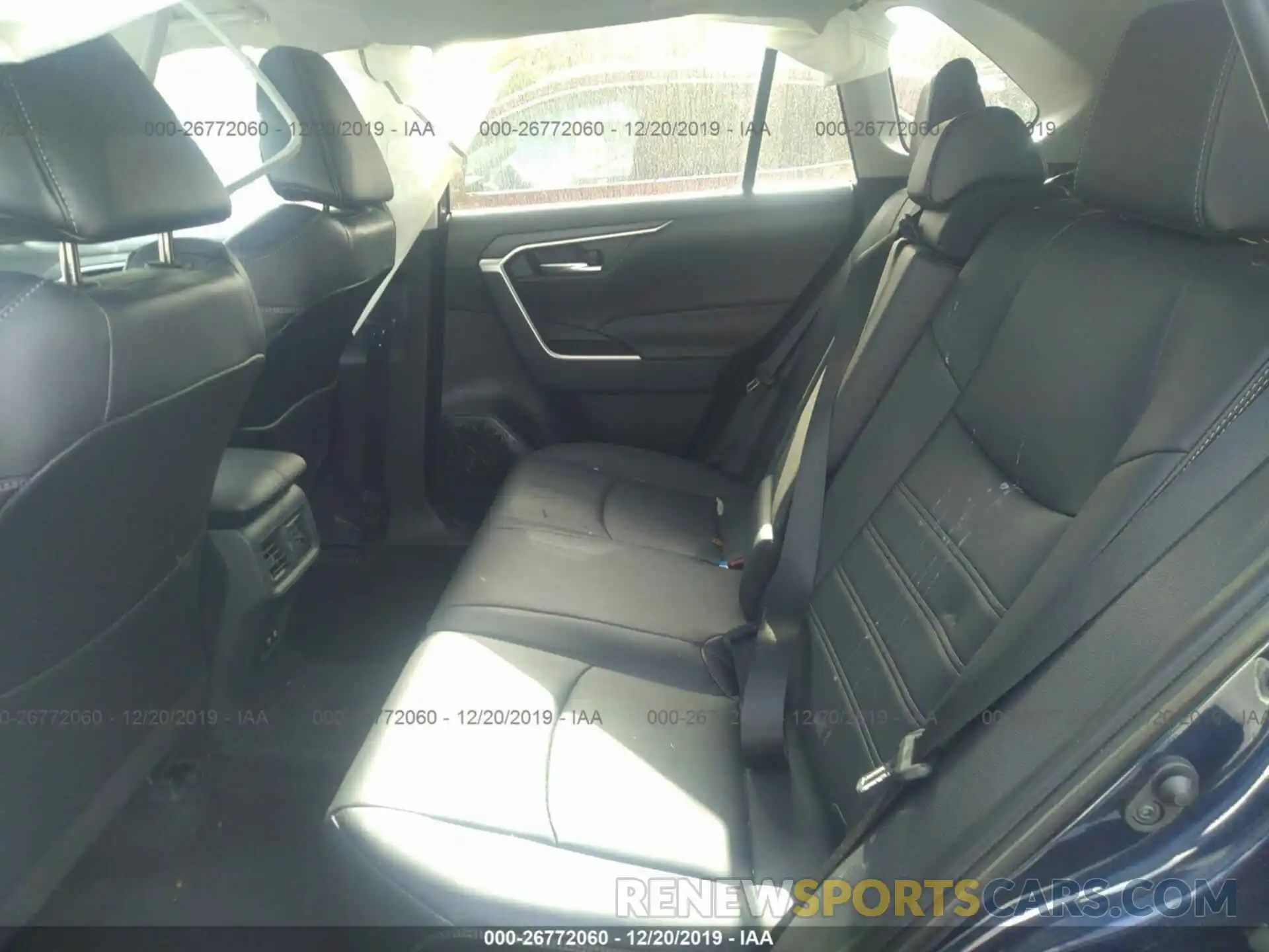 8 Photograph of a damaged car 2T3C1RFV8KW023834 TOYOTA RAV4 2019