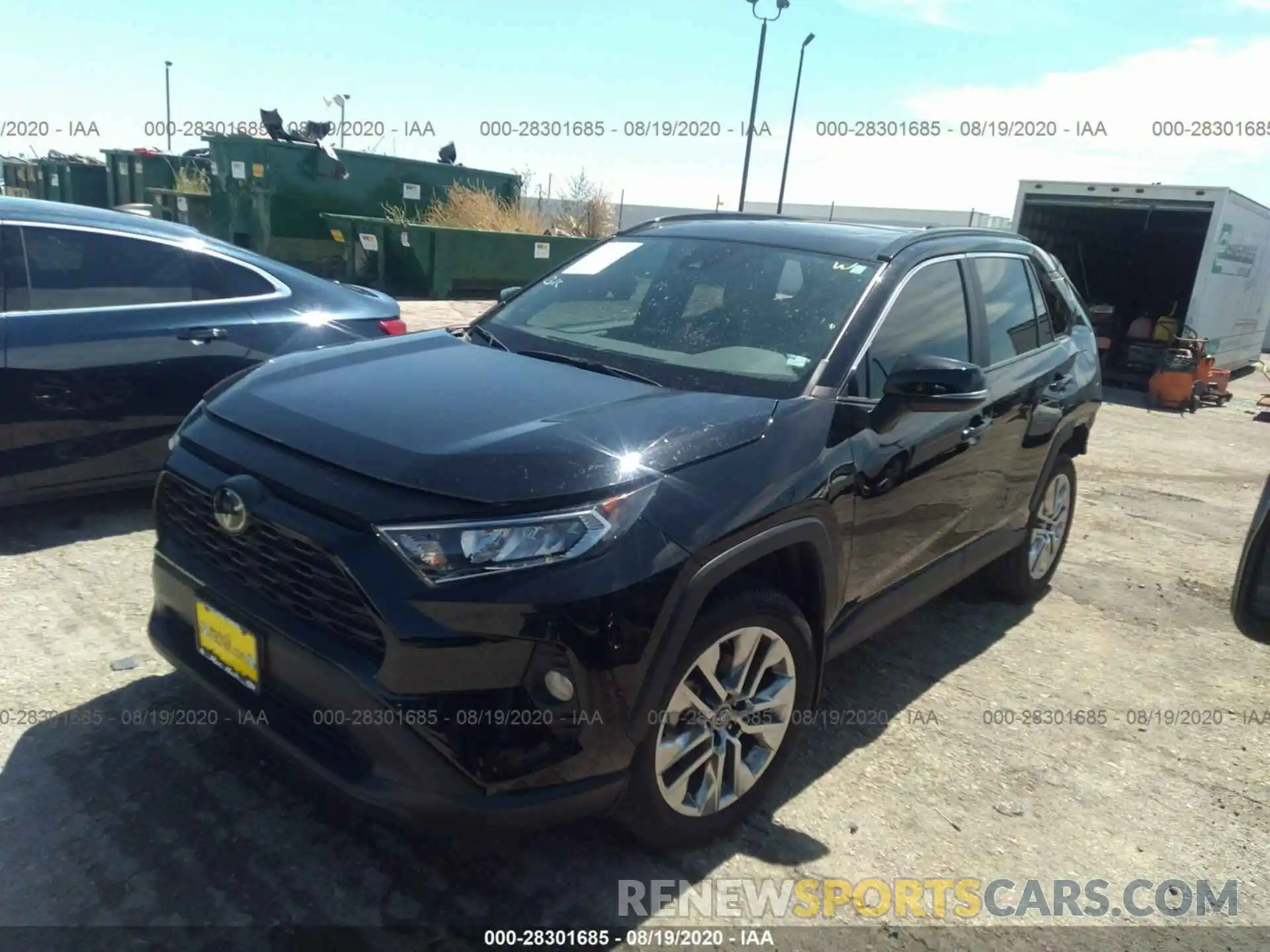 2 Фотография поврежденного автомобиля 2T3C1RFV8KW028418 TOYOTA RAV4 2019