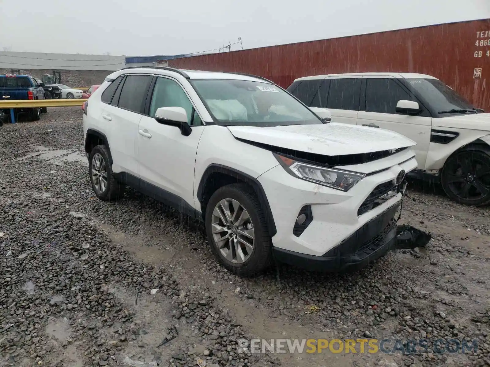 1 Photograph of a damaged car 2T3C1RFV8KW048023 TOYOTA RAV4 2019