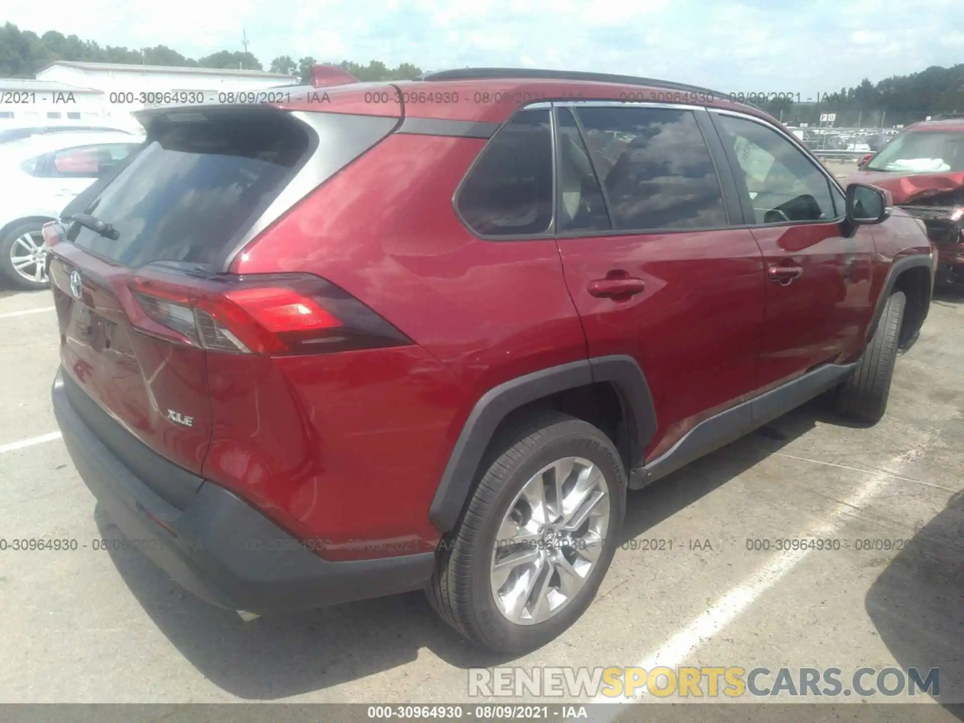 4 Photograph of a damaged car 2T3C1RFV9KW005942 TOYOTA RAV4 2019